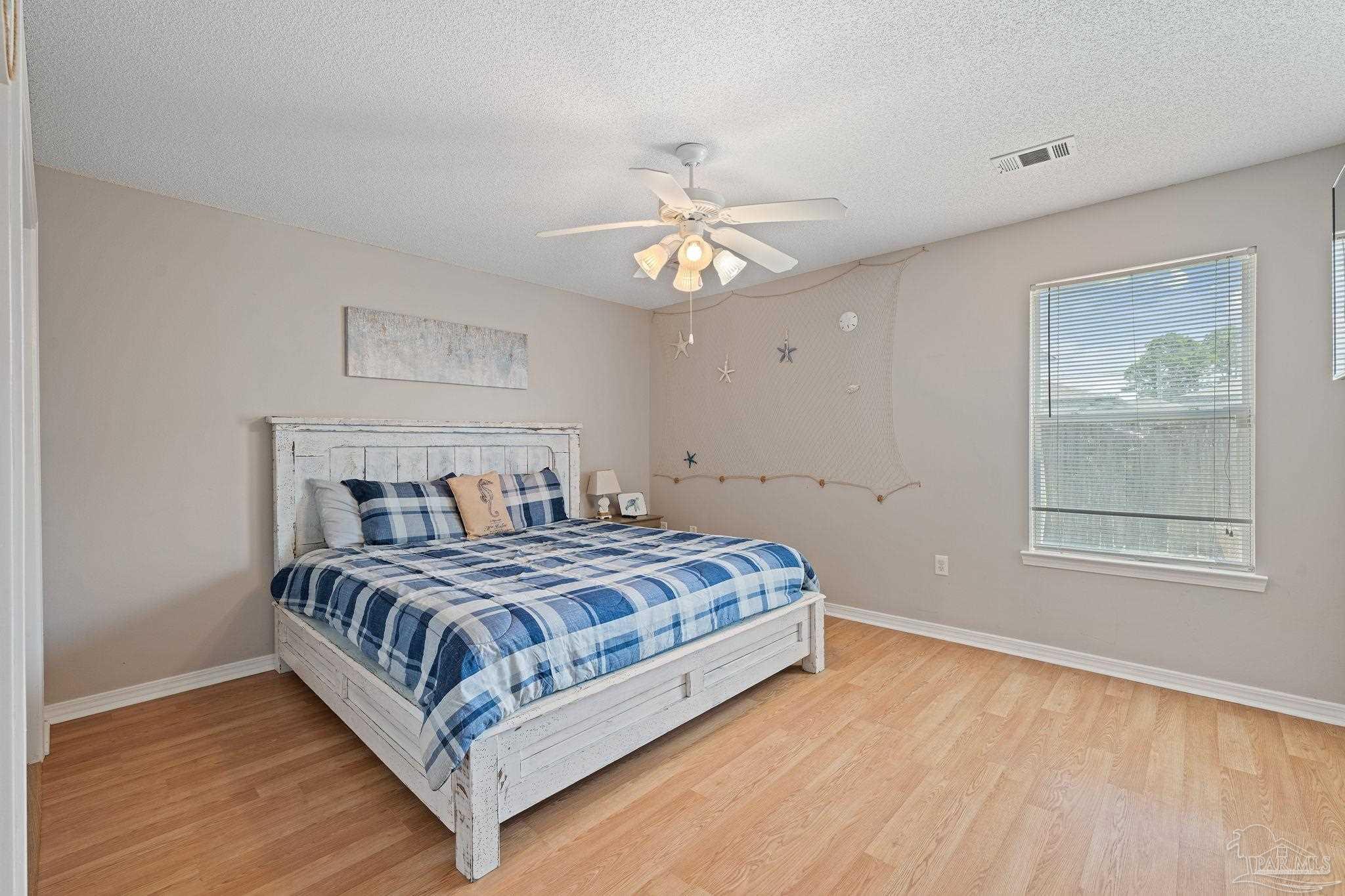 2138 Tom St # 2138 Navarre FL 32566