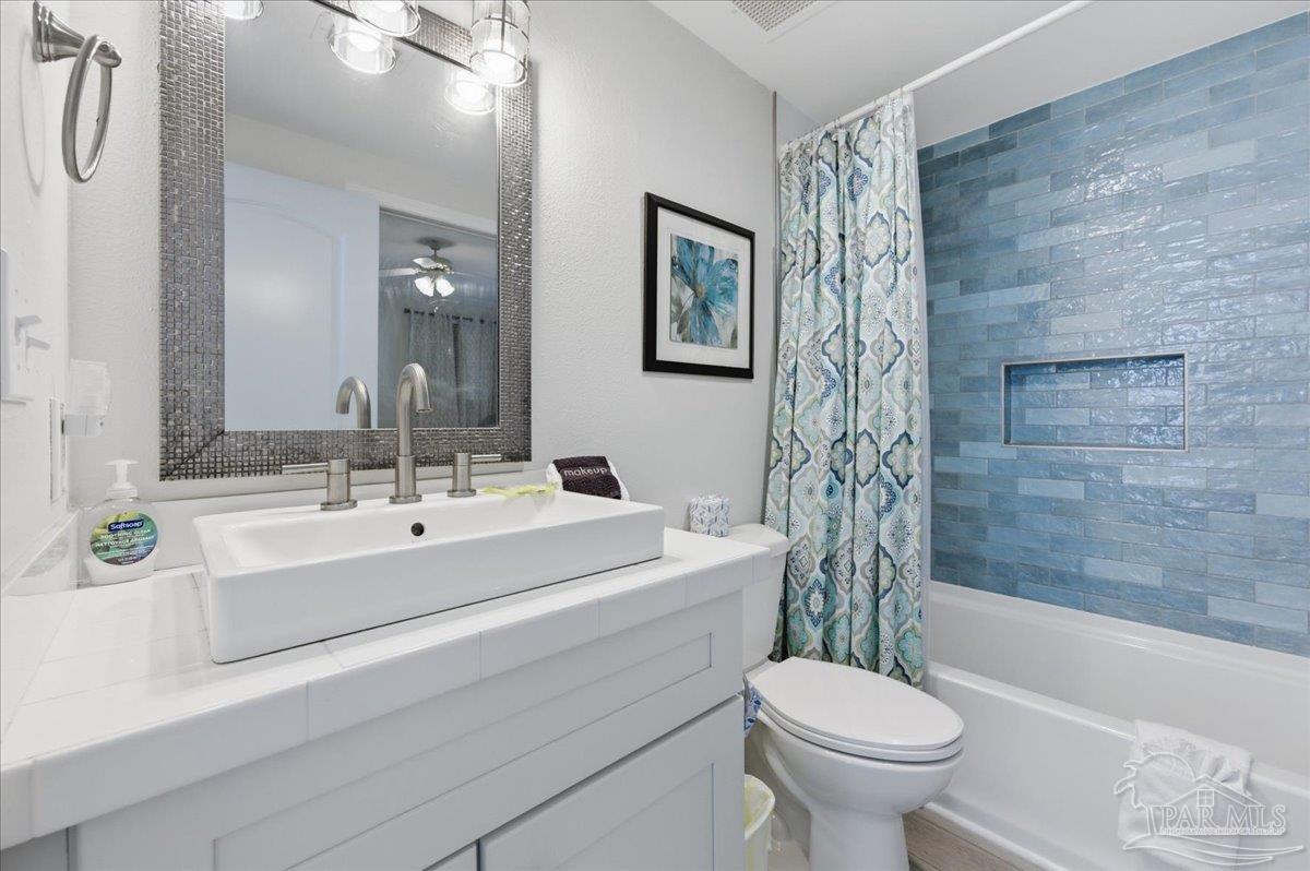 8477 Gulf Blvd # 601 Navarre FL 32566