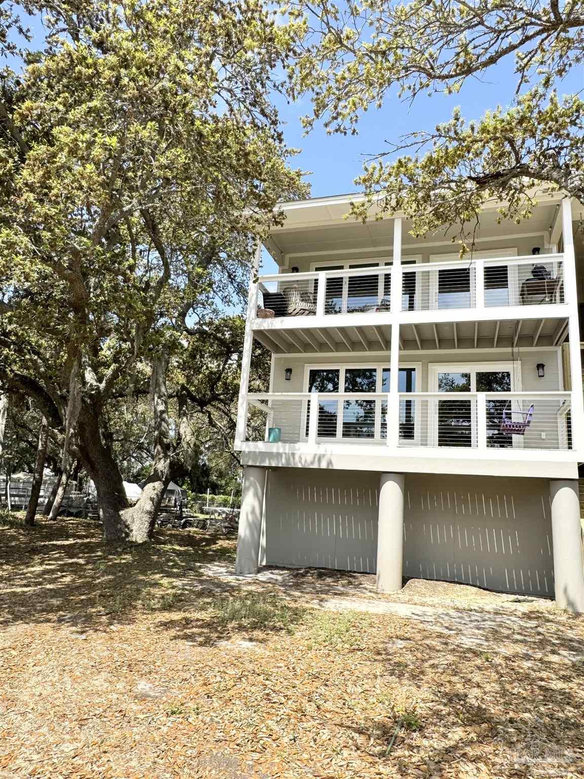 200 Pensacola Beach Rd # J2 Gulf Breeze FL 32561