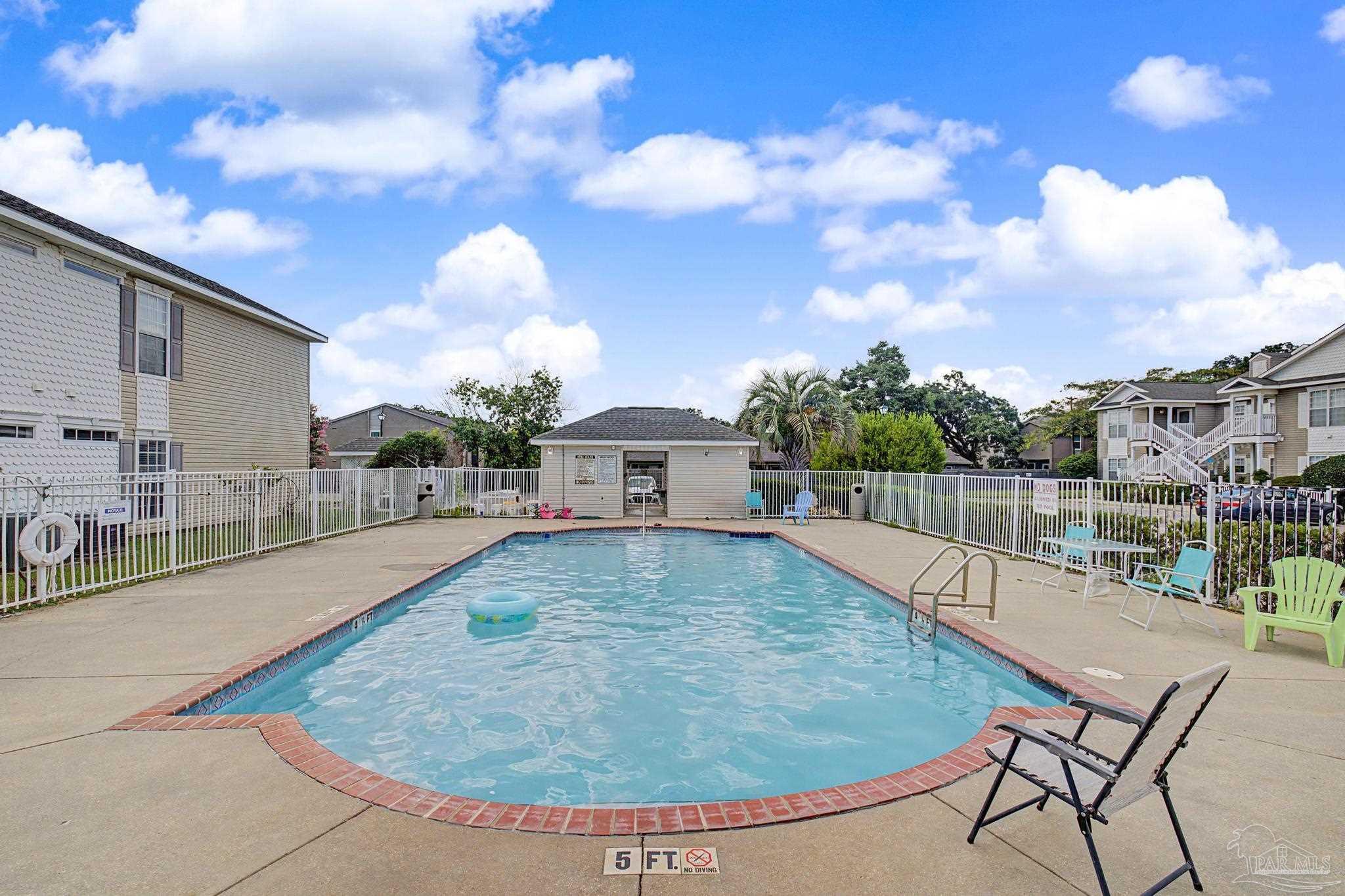 Pensacola FL, 7101 Joy Street, Unit K8