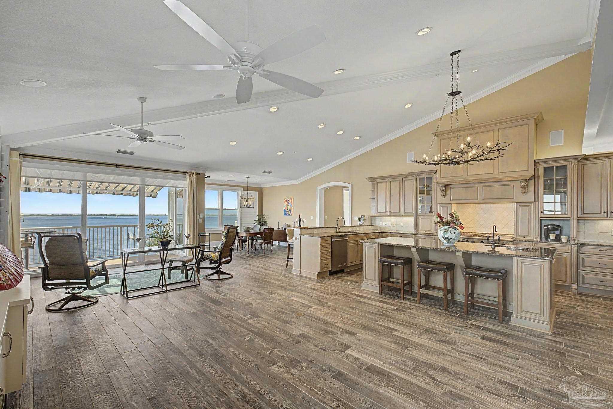 4050 Indigo Dr # 301 Pensacola FL 32507