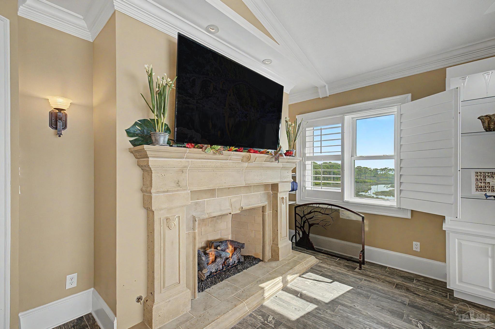 4050 Indigo Dr # 301 Pensacola FL 32507