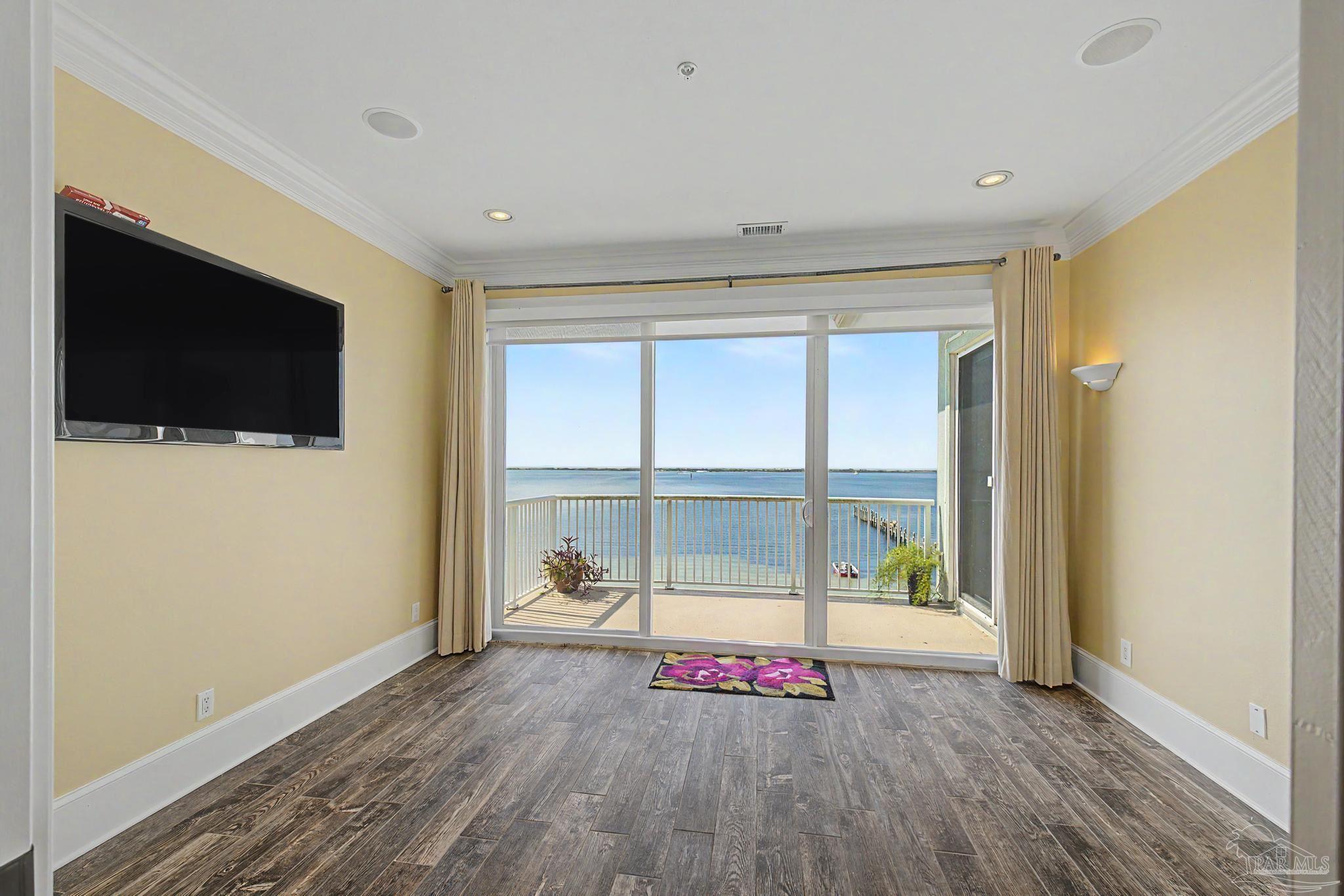 4050 Indigo Dr # 301 Pensacola FL 32507