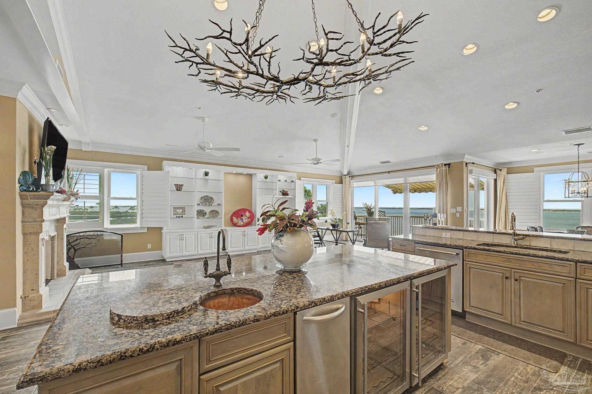 4050 Indigo Dr # 301 Pensacola FL 32507