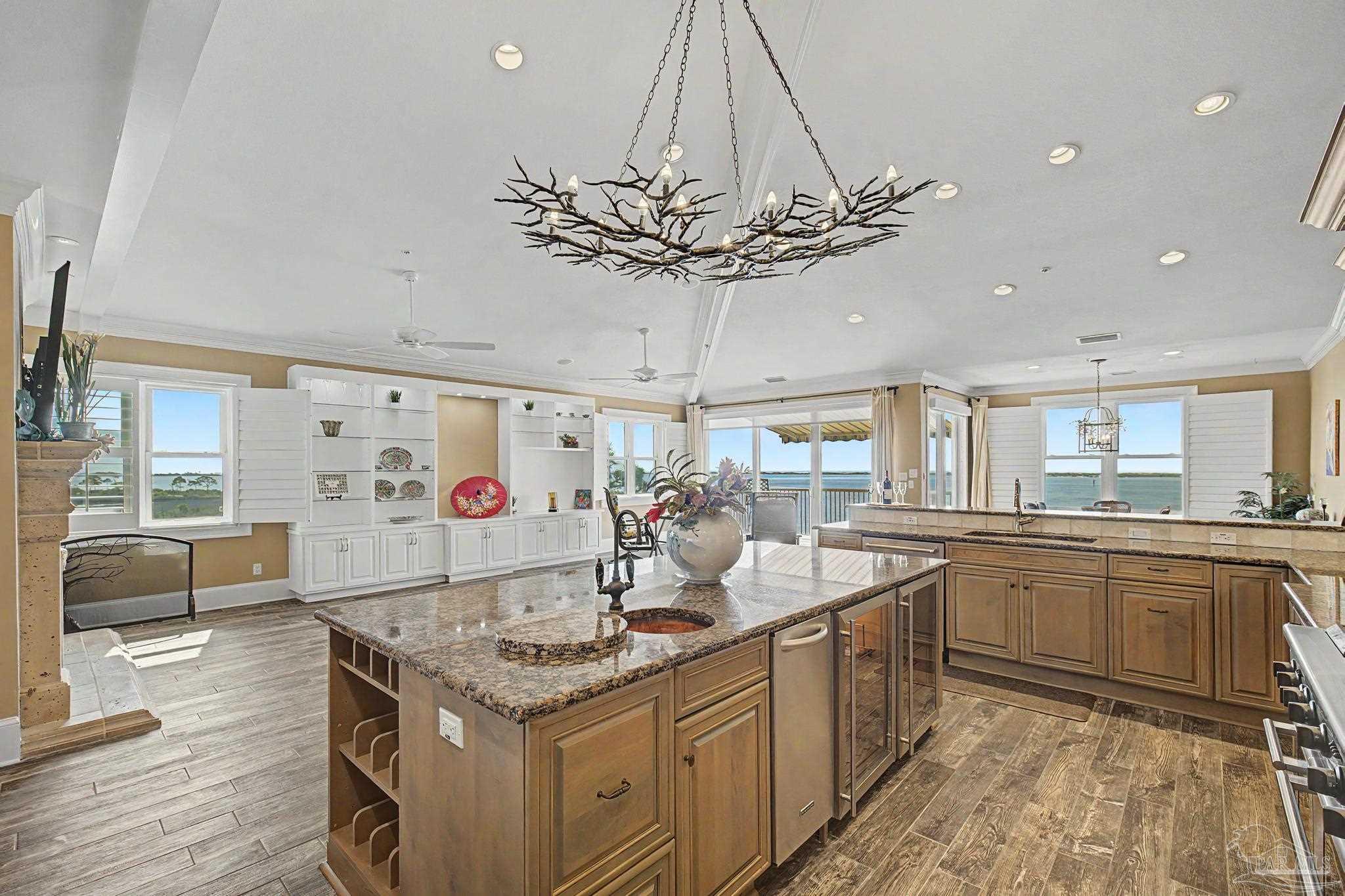 4050 Indigo Dr # 301 Pensacola FL 32507
