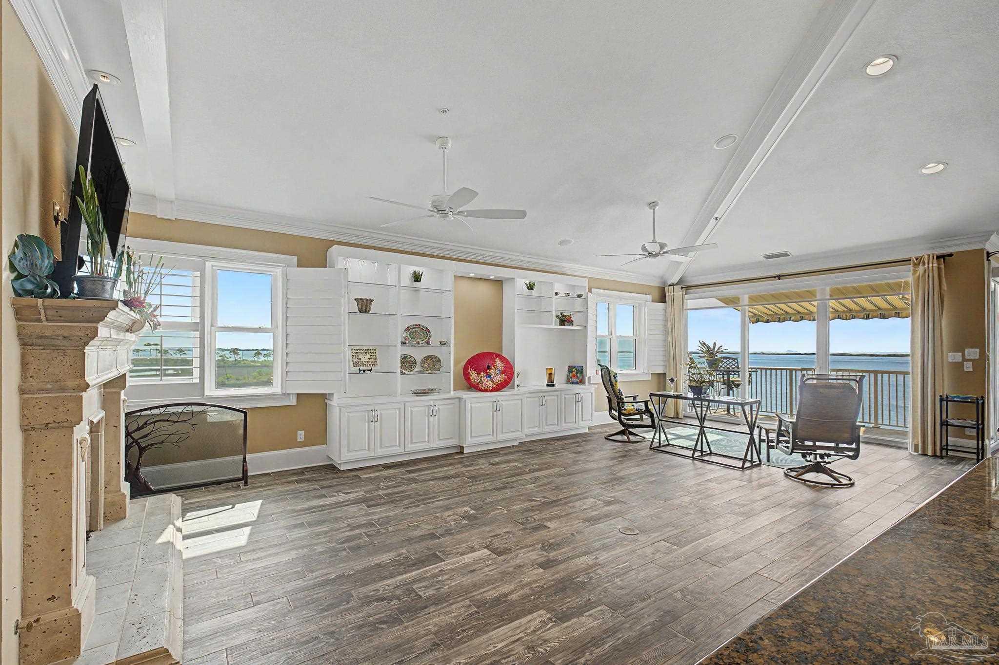 4050 Indigo Dr # 301 Pensacola FL 32507