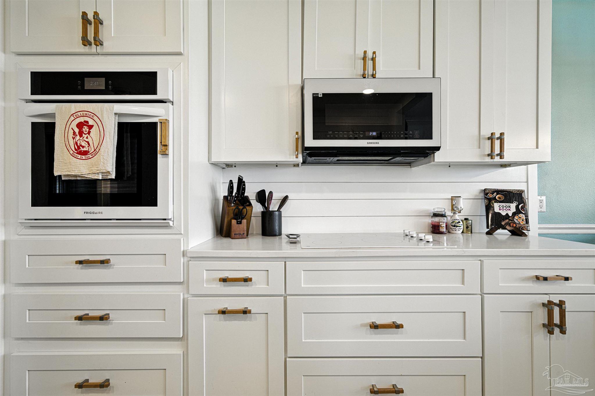 80 Baybridge Dr # B Gulf Breeze FL 32561