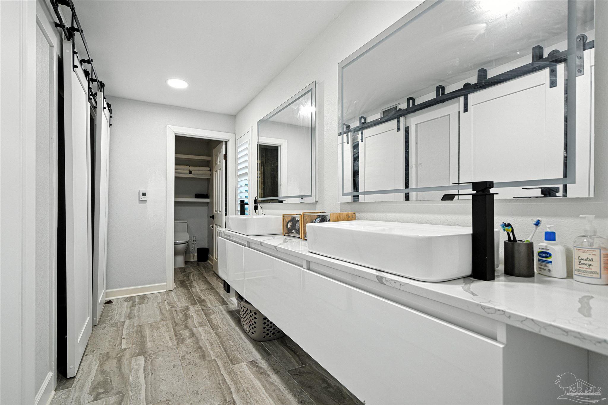 80 Baybridge Dr # B Gulf Breeze FL 32561
