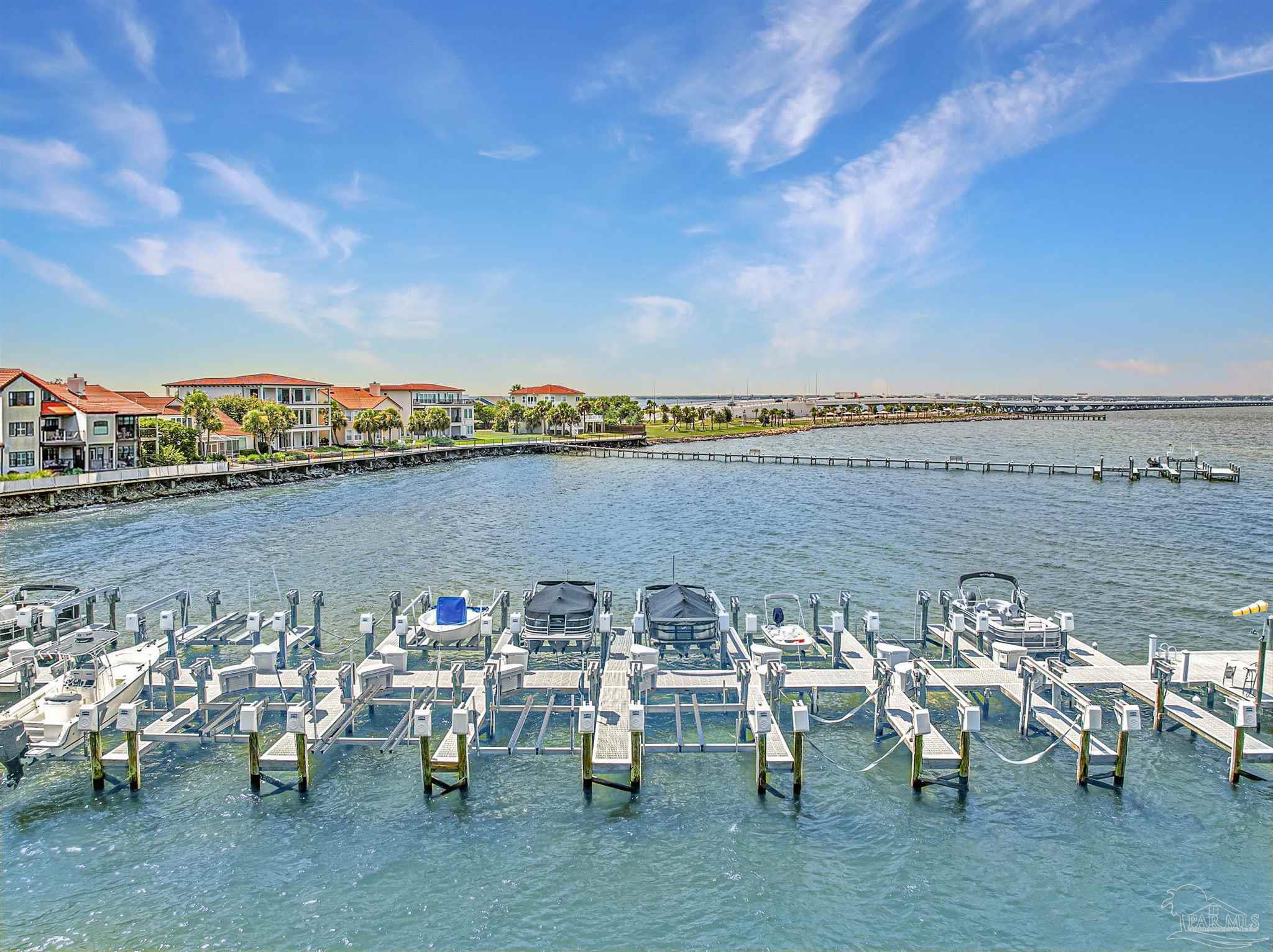 80 Baybridge Dr # B Gulf Breeze FL 32561