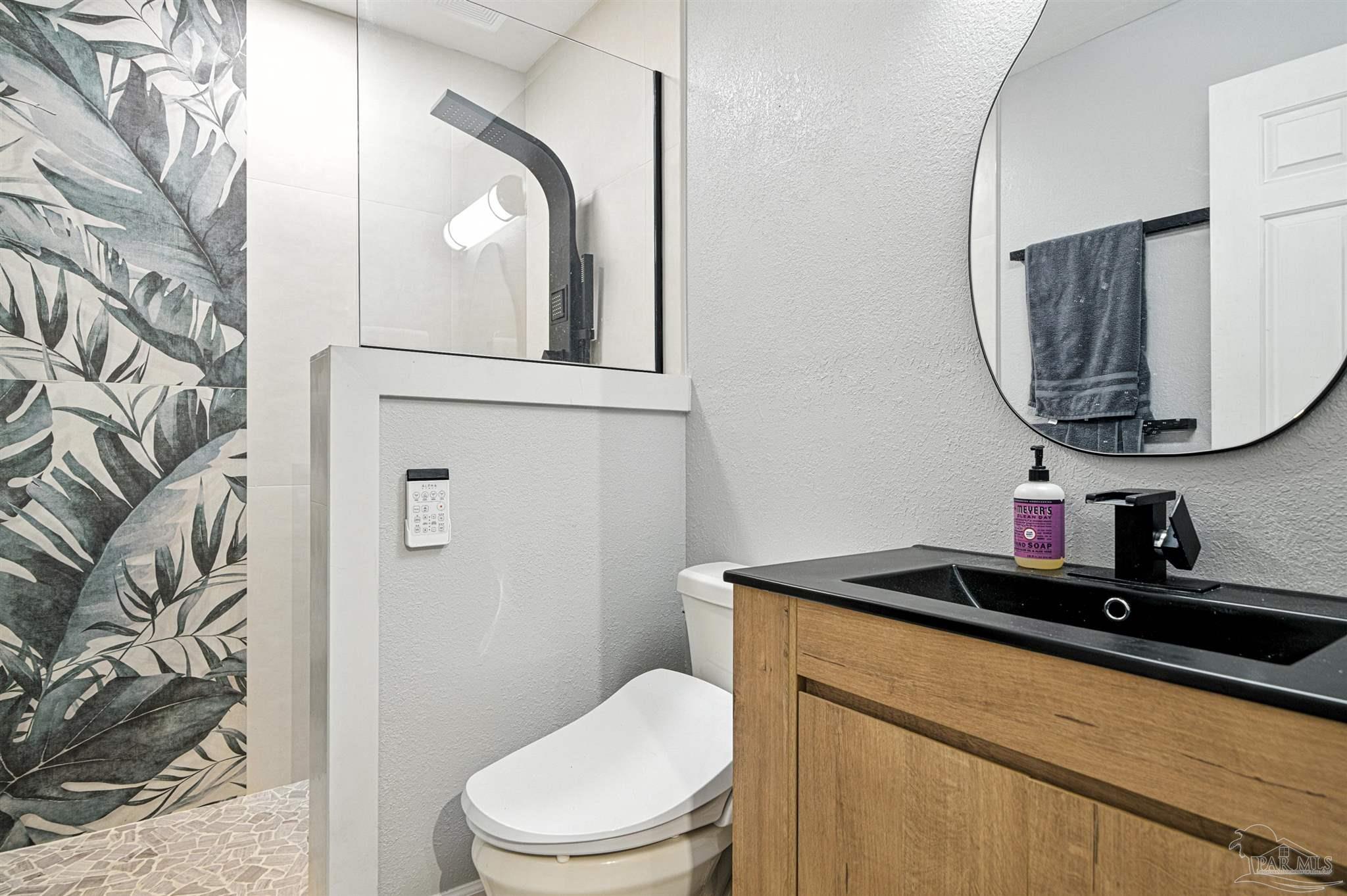 80 Baybridge Dr # B Gulf Breeze FL 32561