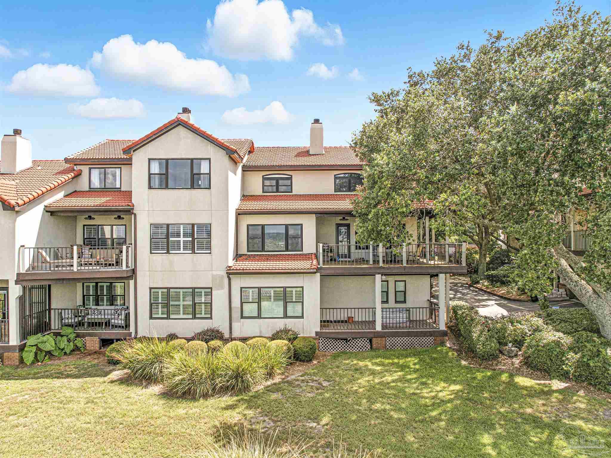80 Baybridge Dr # B Gulf Breeze FL 32561