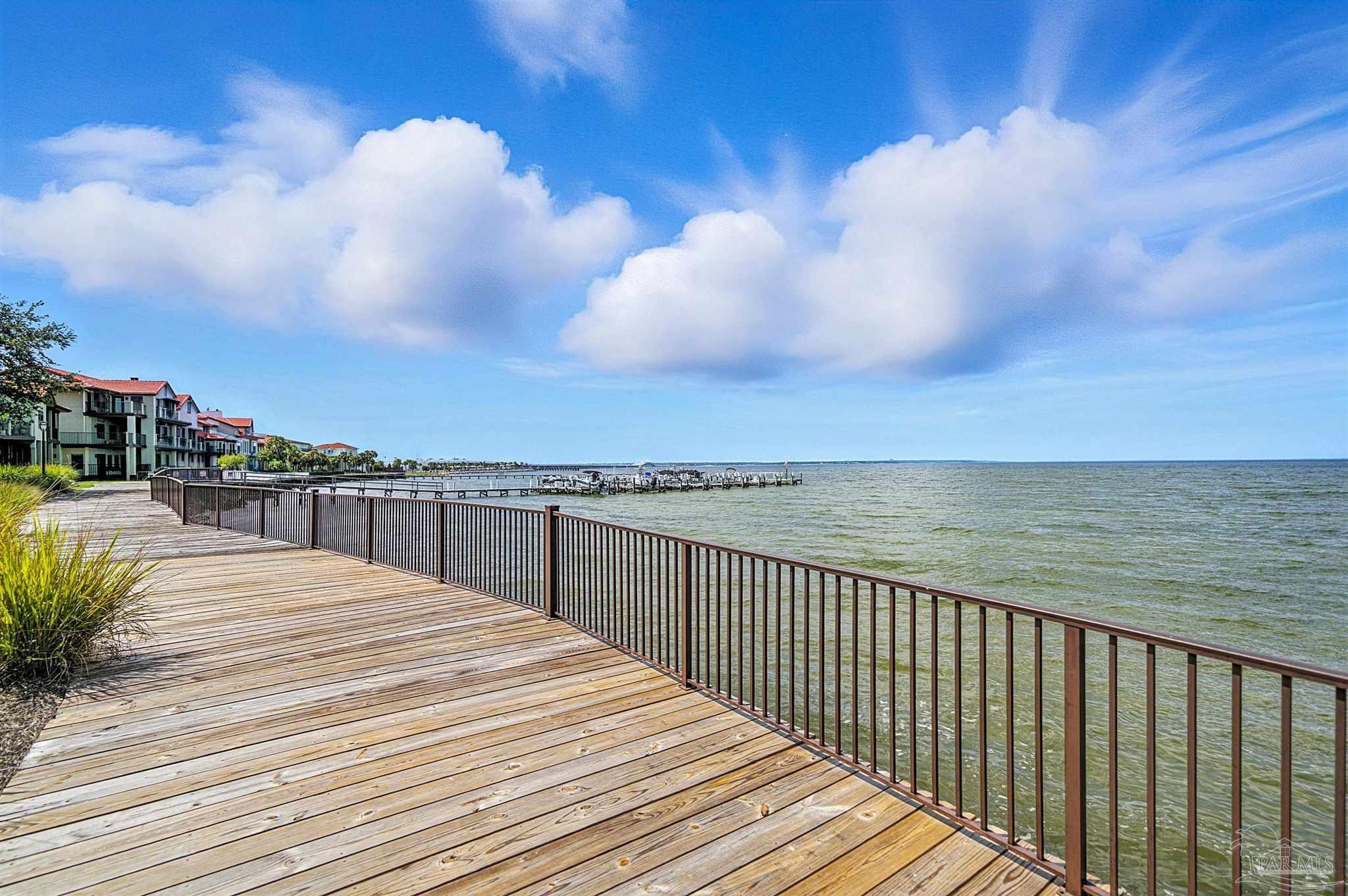 80 Baybridge Dr # B Gulf Breeze FL 32561