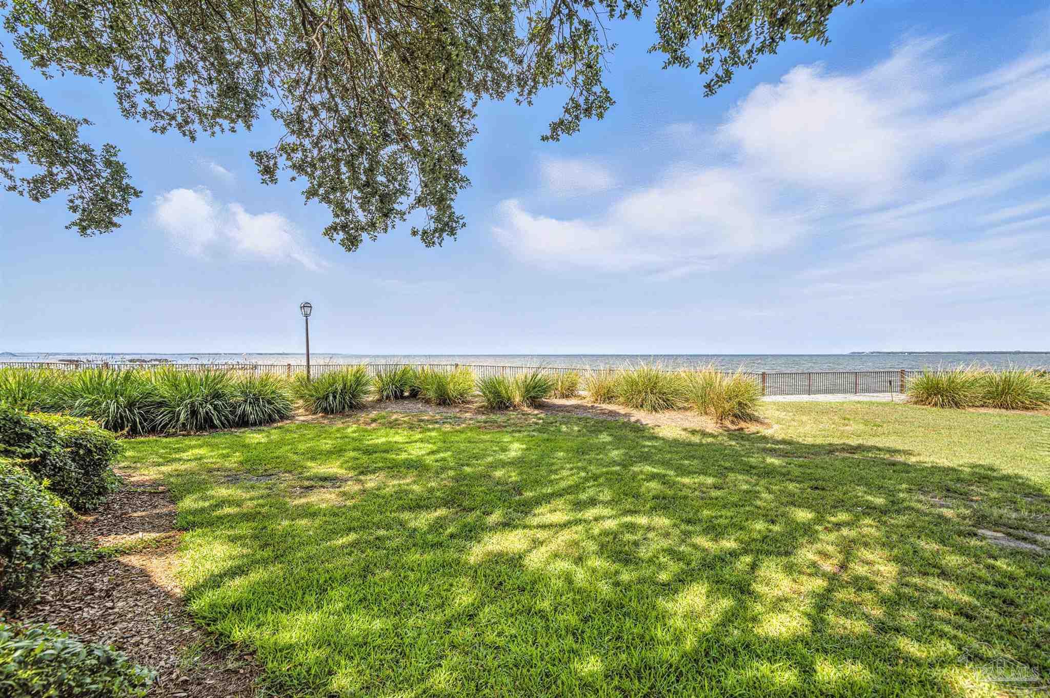 80 Baybridge Dr # B Gulf Breeze FL 32561