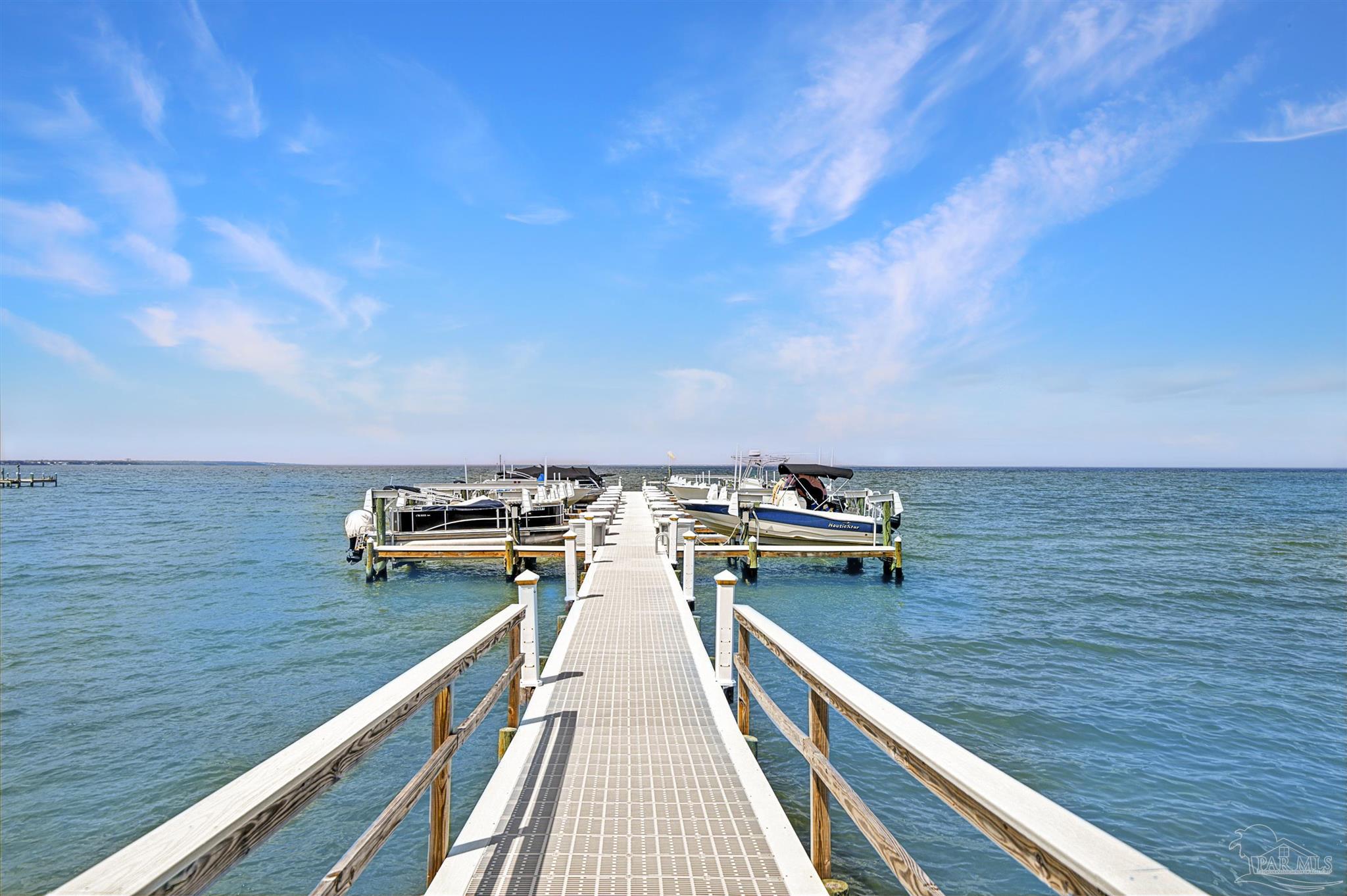 80 Baybridge Dr # B Gulf Breeze FL 32561