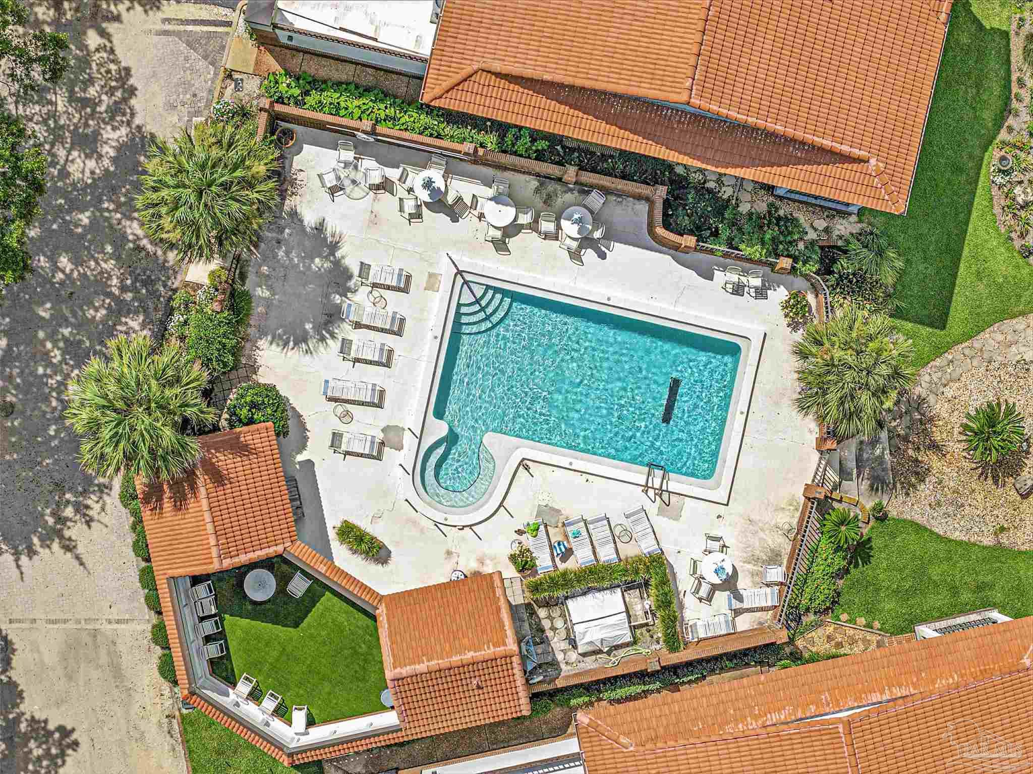 80 Baybridge Dr # B Gulf Breeze FL 32561