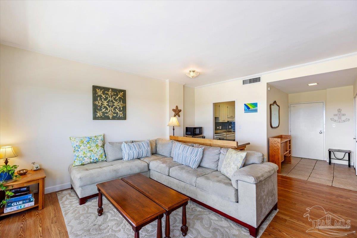 825 Bayshore Dr # 803 Pensacola FL 32507