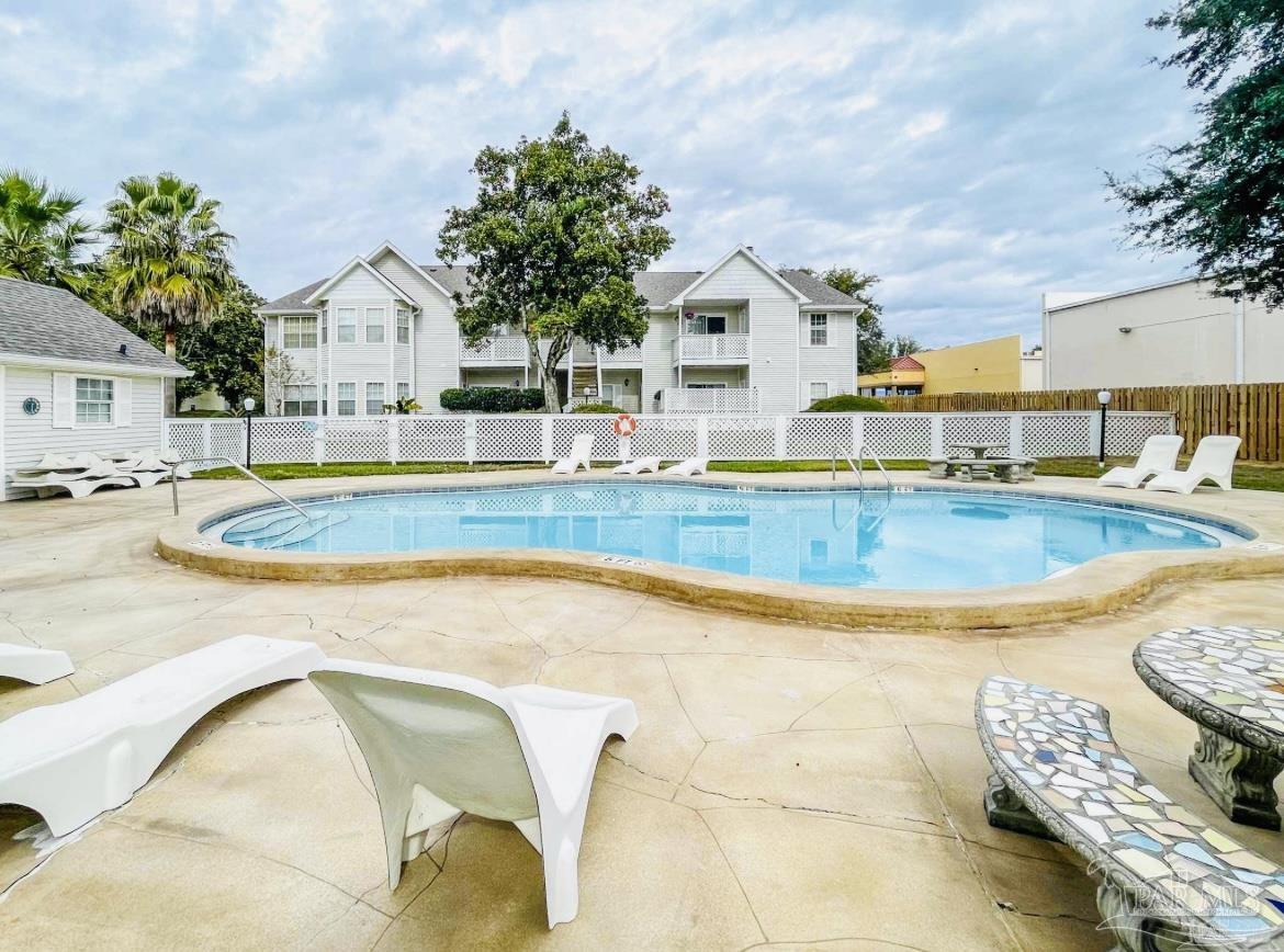 601 E Burgess # D6 Pensacola FL 32504