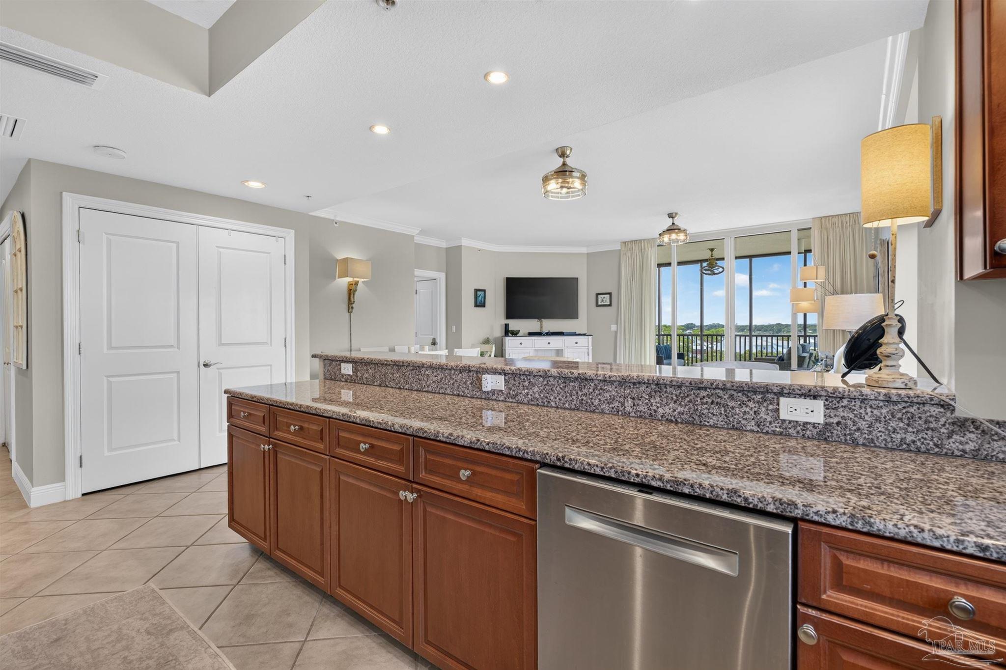 645 Lost Key Dr # 606 Pensacola FL 32507