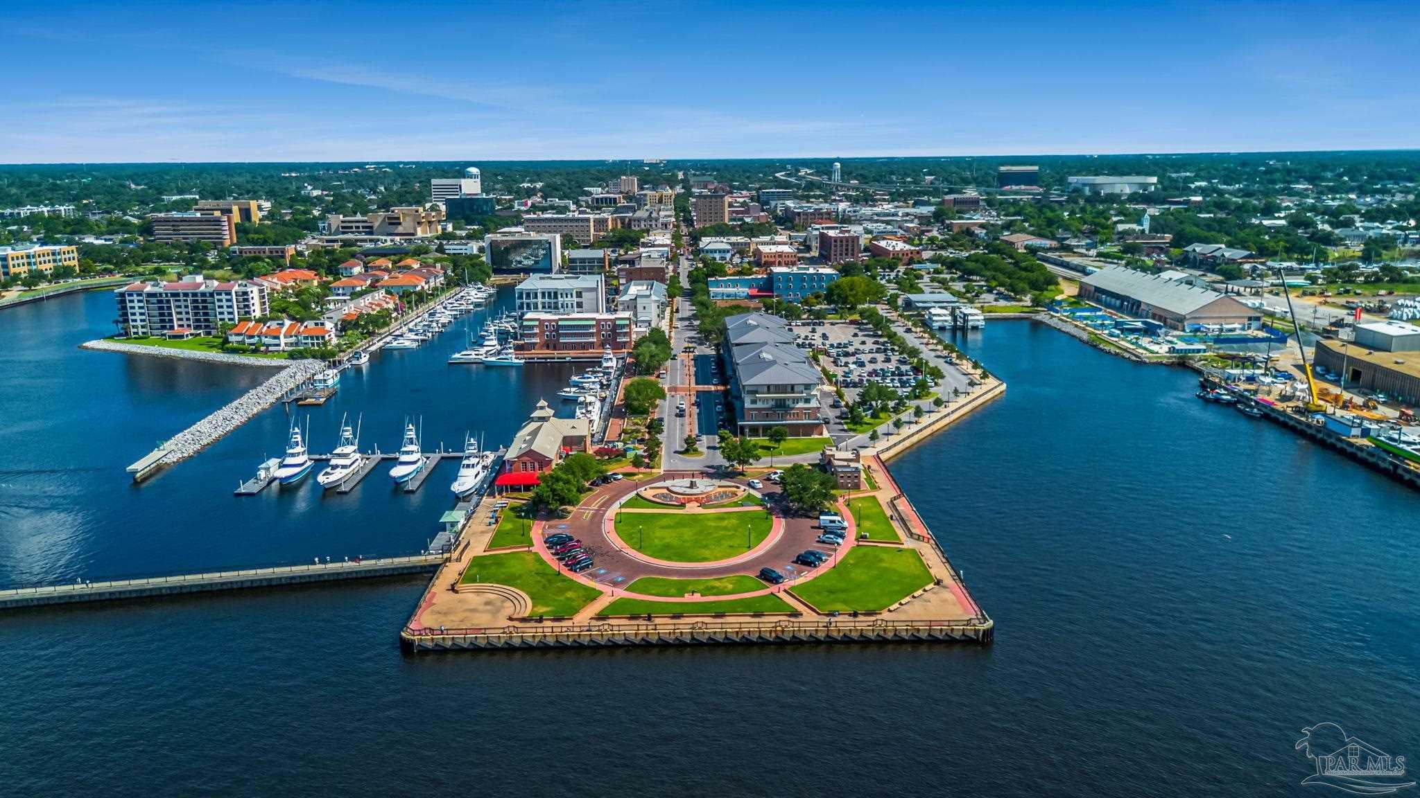 105 Port Royal Way Pensacola FL 32502