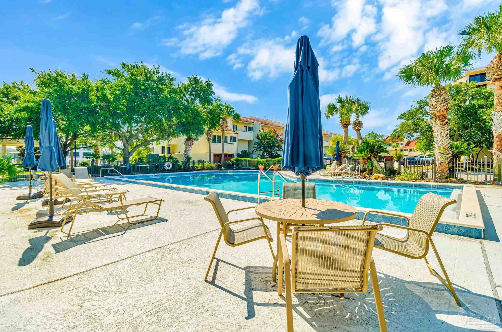105 Port Royal Way Pensacola FL 32502