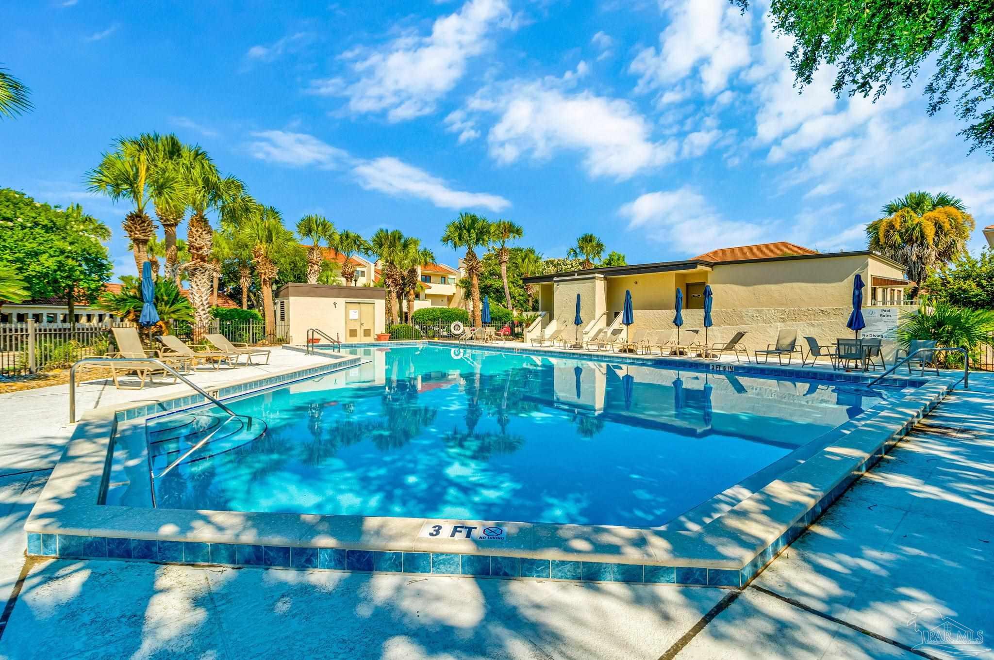 105 Port Royal Way Pensacola FL 32502