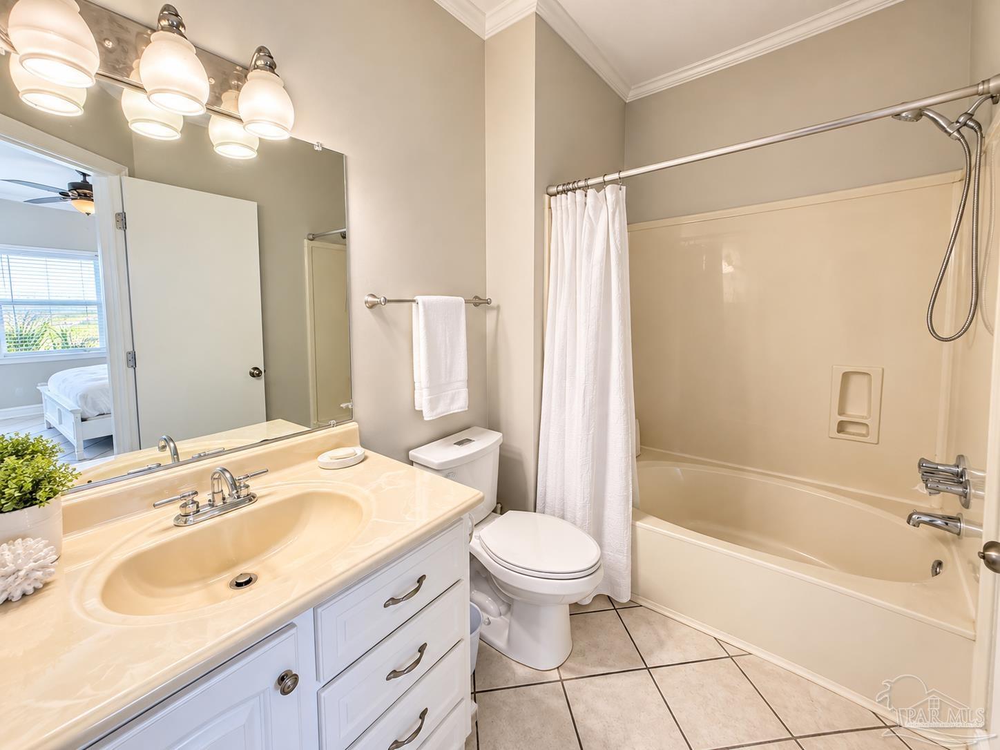 1150 Ft Pickens Rd # D2 Pensacola Beach FL 32561