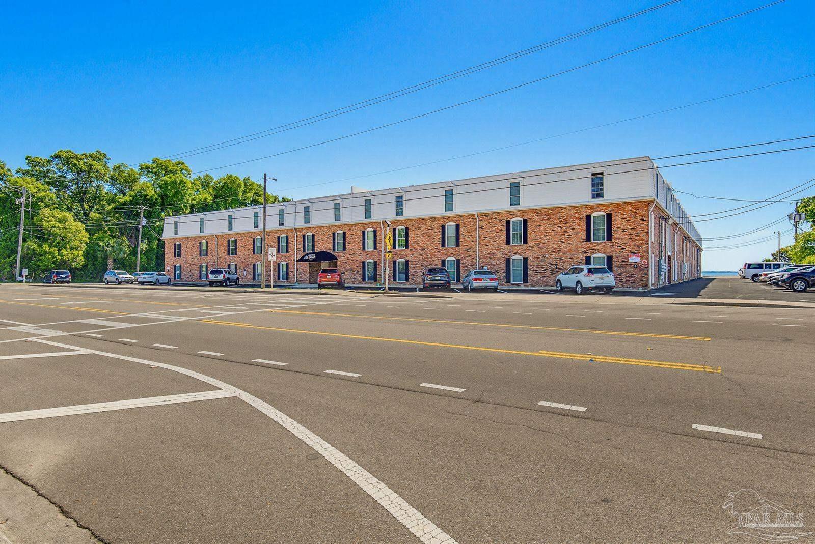 710 Scenic Hwy # 209 Pensacola FL 32503