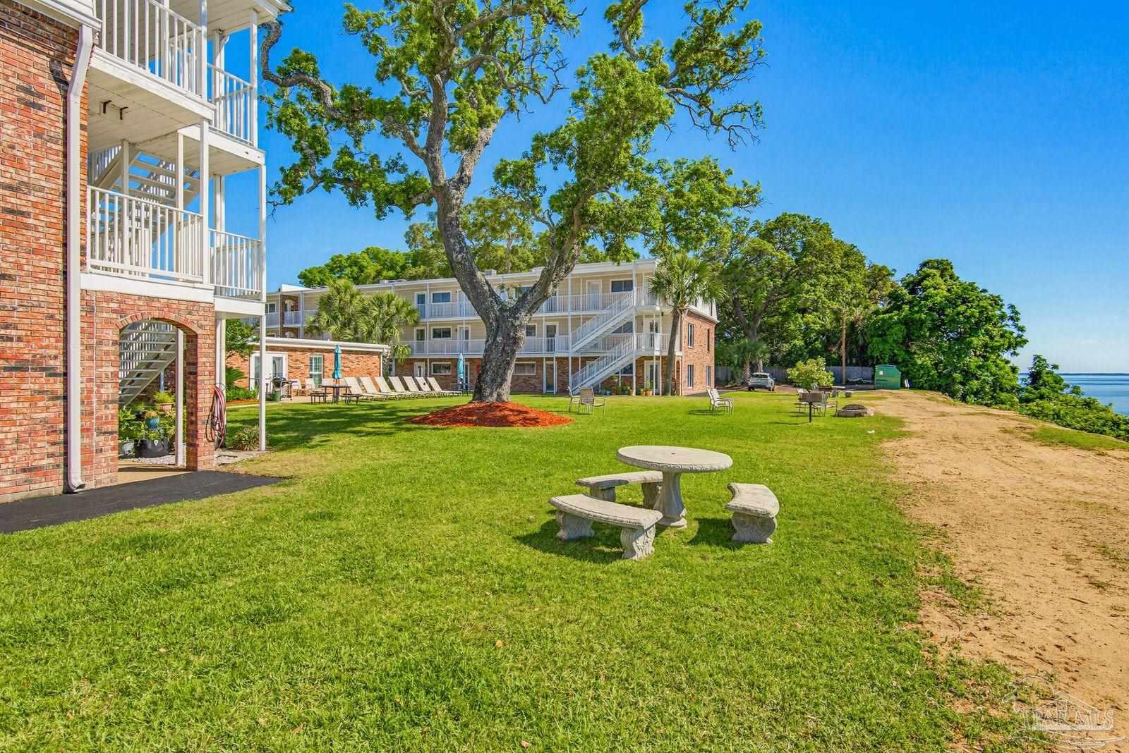 710 Scenic Hwy # 209 Pensacola FL 32503