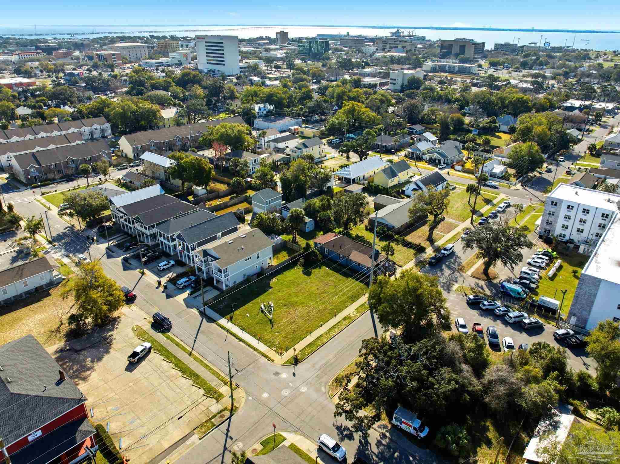 000 W Wright Street Pensacola FL 32501