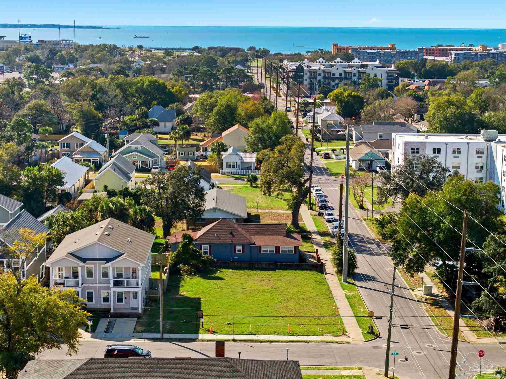 000 W Wright Street Pensacola FL 32501