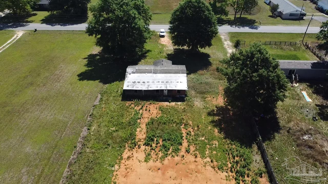 5431 Highway 99 Century FL 32535