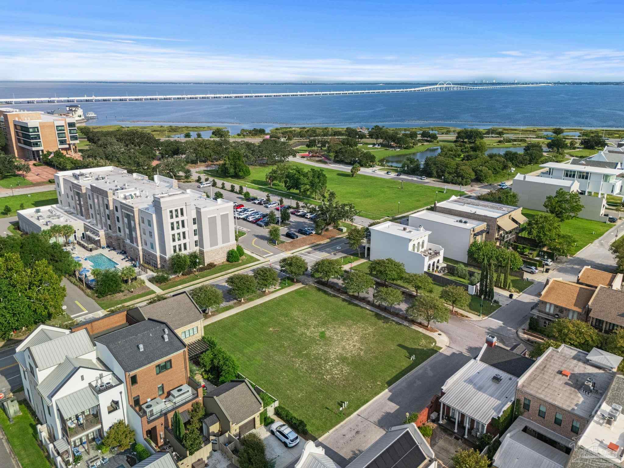 19 North 9th Avenue Pensacola FL 32502