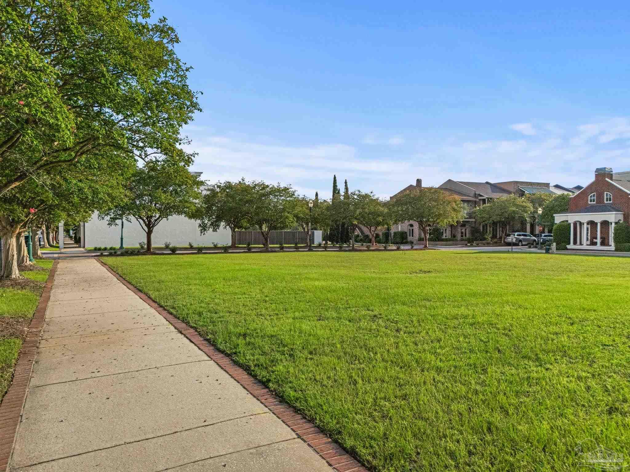 19 North 9th Avenue Pensacola FL 32502