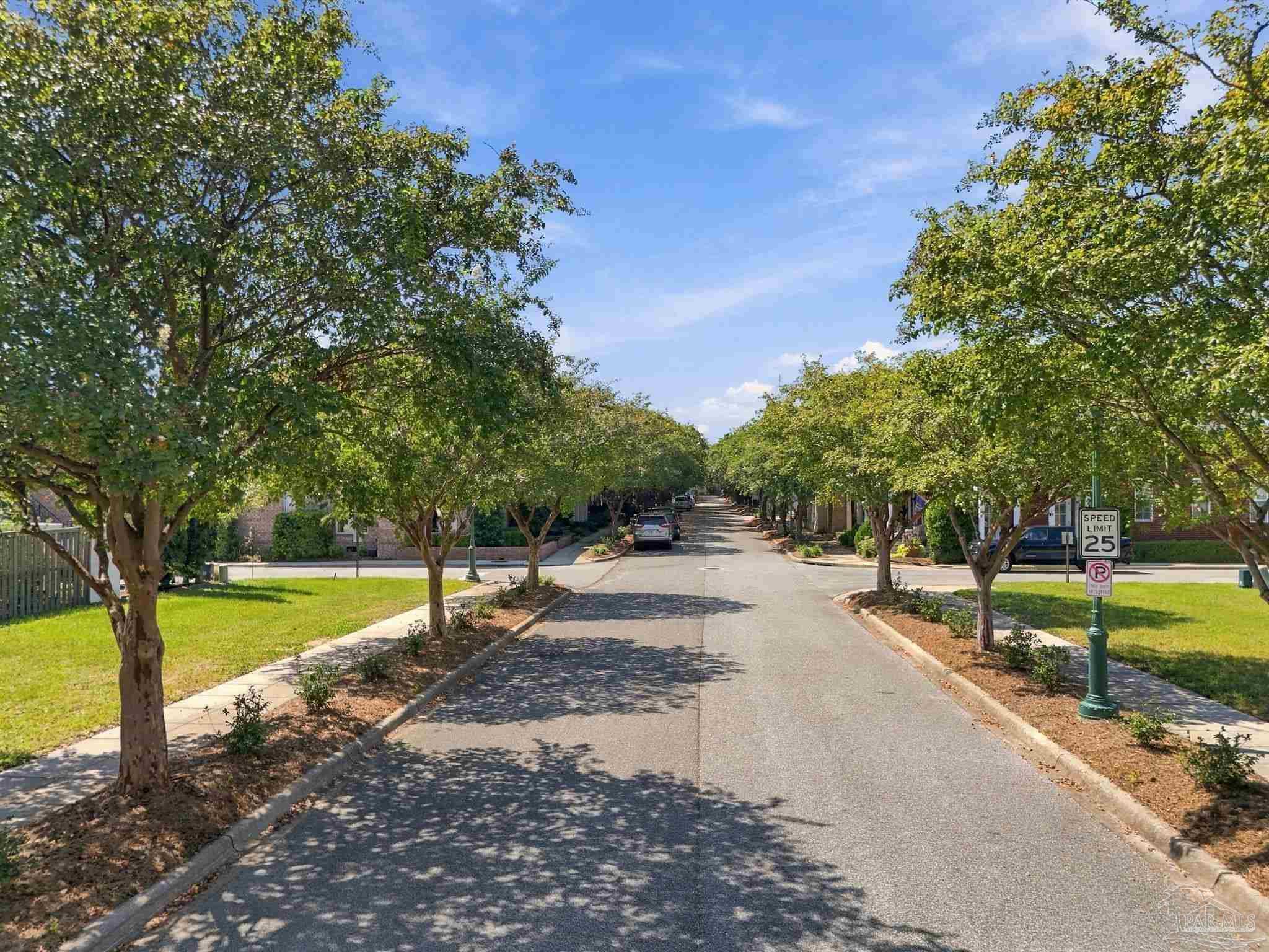 19 North 9th Avenue Pensacola FL 32502
