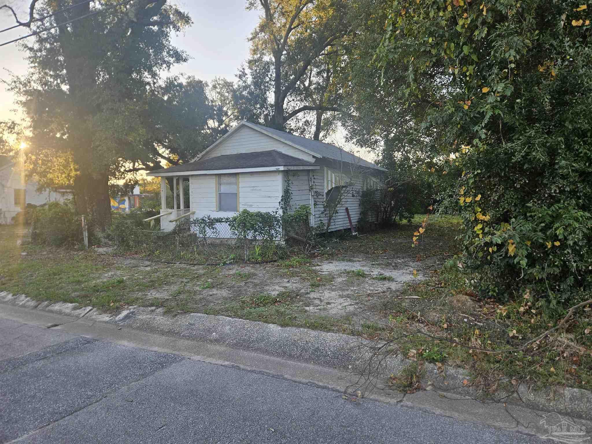1207 W Zarragossa Street Pensacola FL 32502