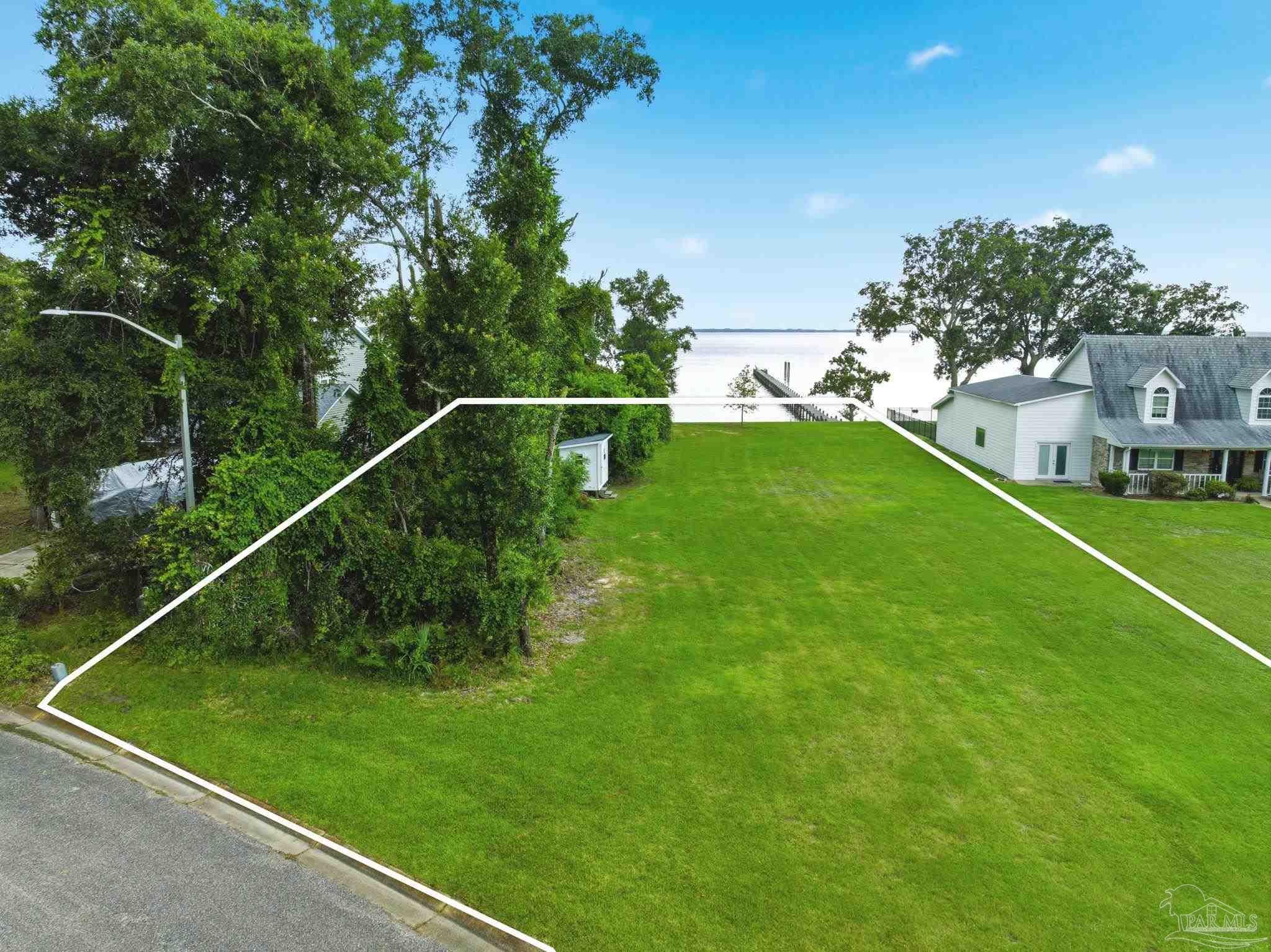 5655 Bay Forest Drive Pensacola FL 32526
