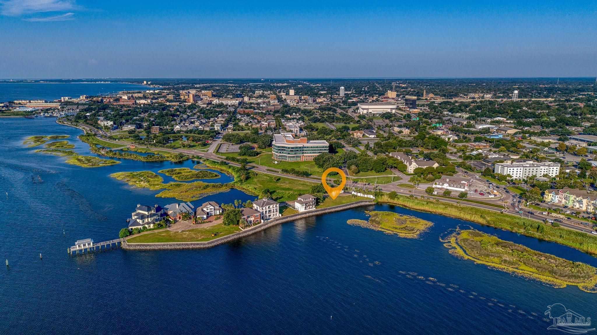 4 Wharf Avenue Pensacola FL 32502