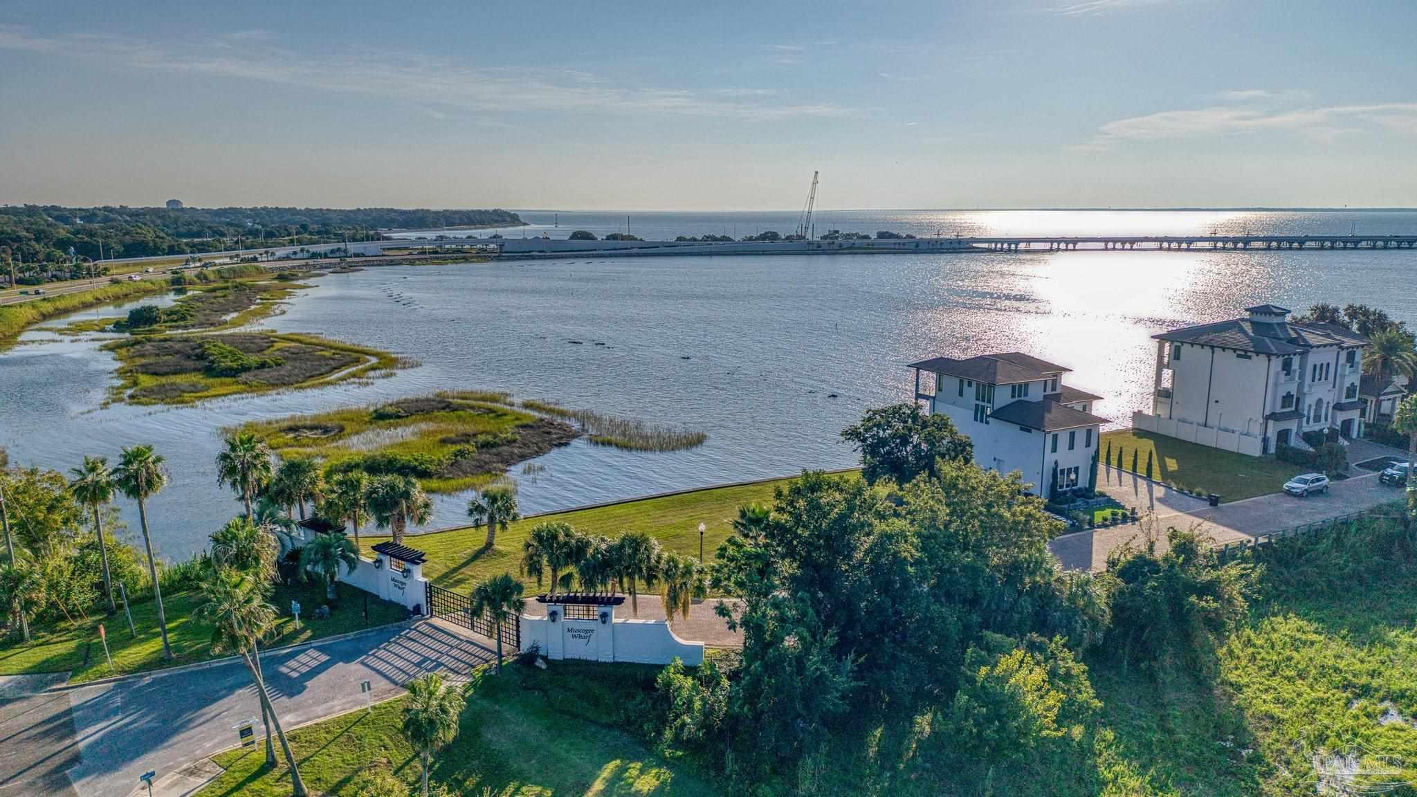 4 Wharf Avenue Pensacola FL 32502
