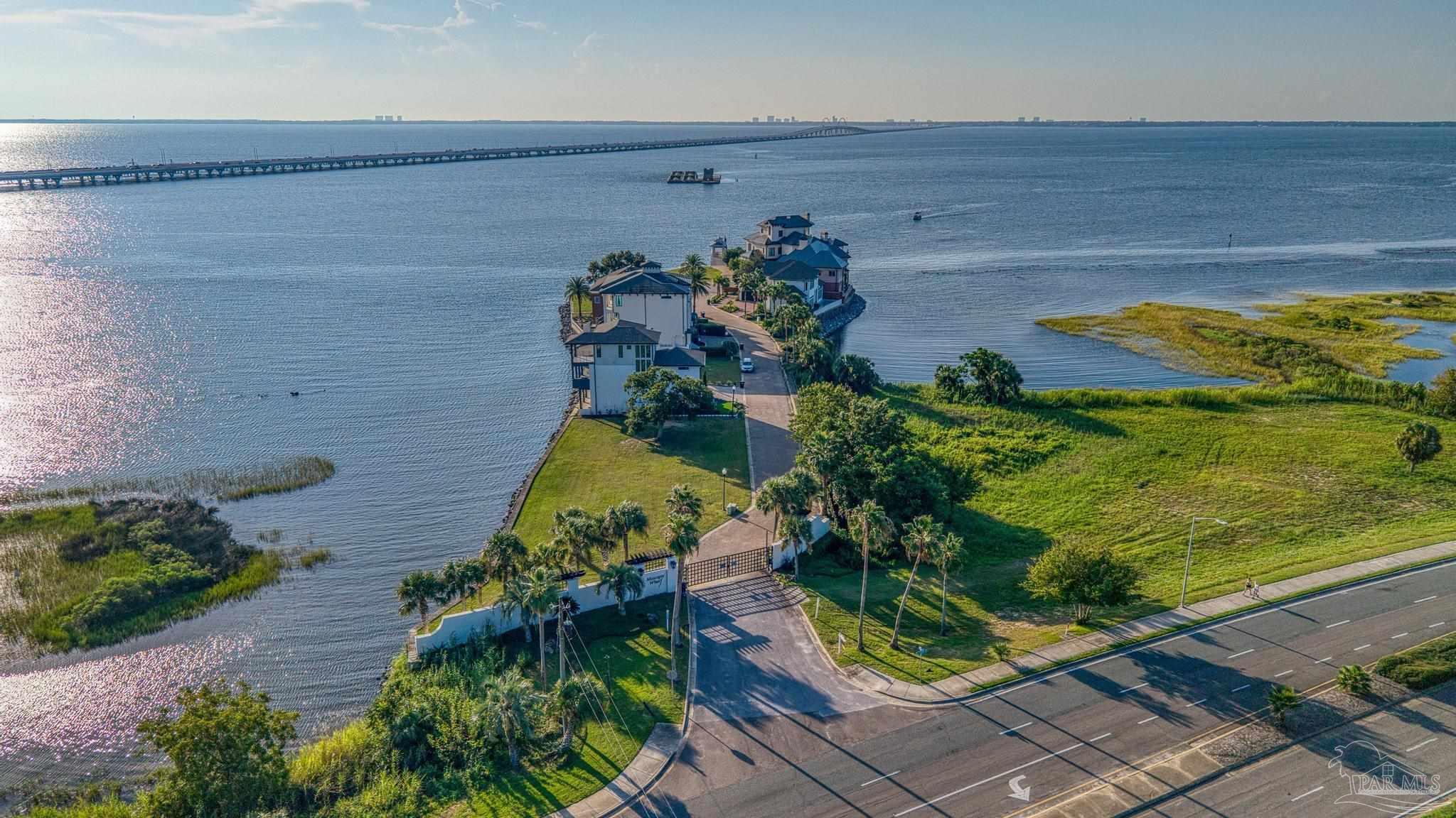 4 Wharf Avenue Pensacola FL 32502