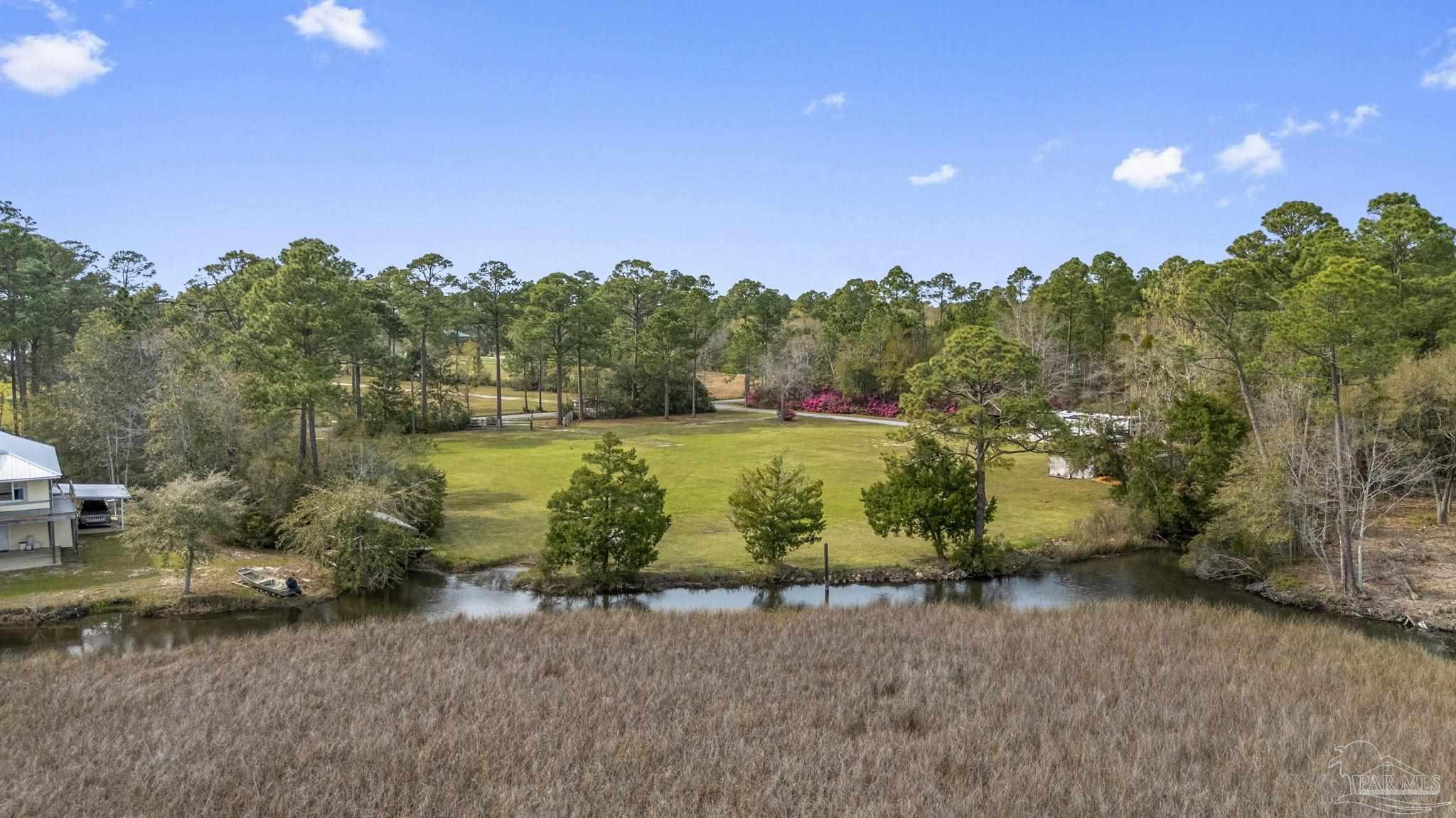 7524 Petersen Pt Road Milton FL 32583