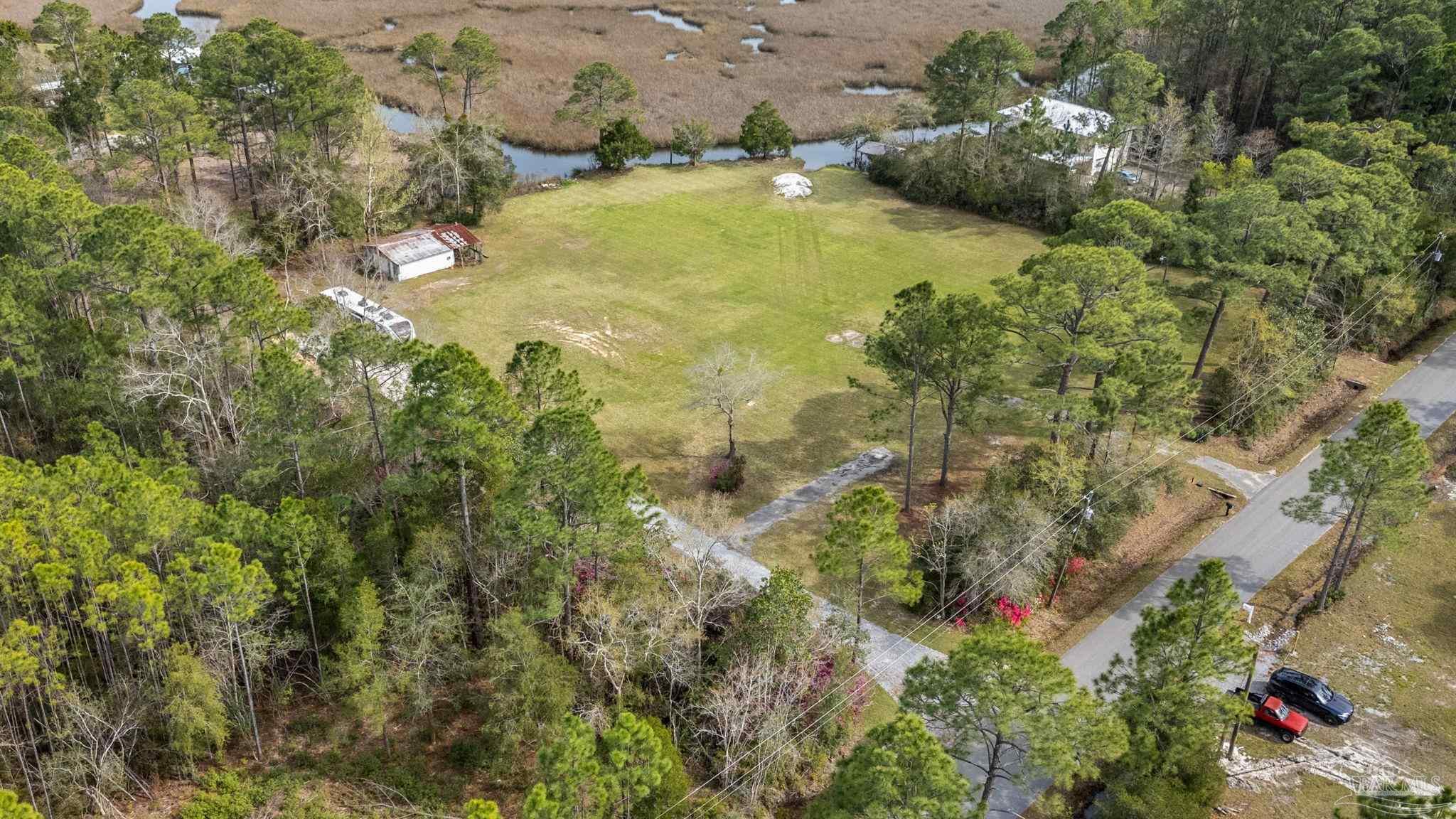 7524 Petersen Pt Road Milton FL 32583