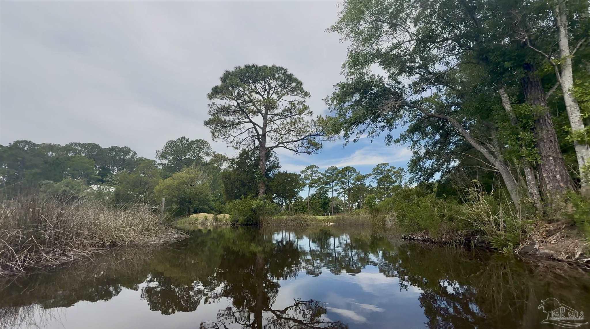7524 Petersen Pt Road Milton FL 32583