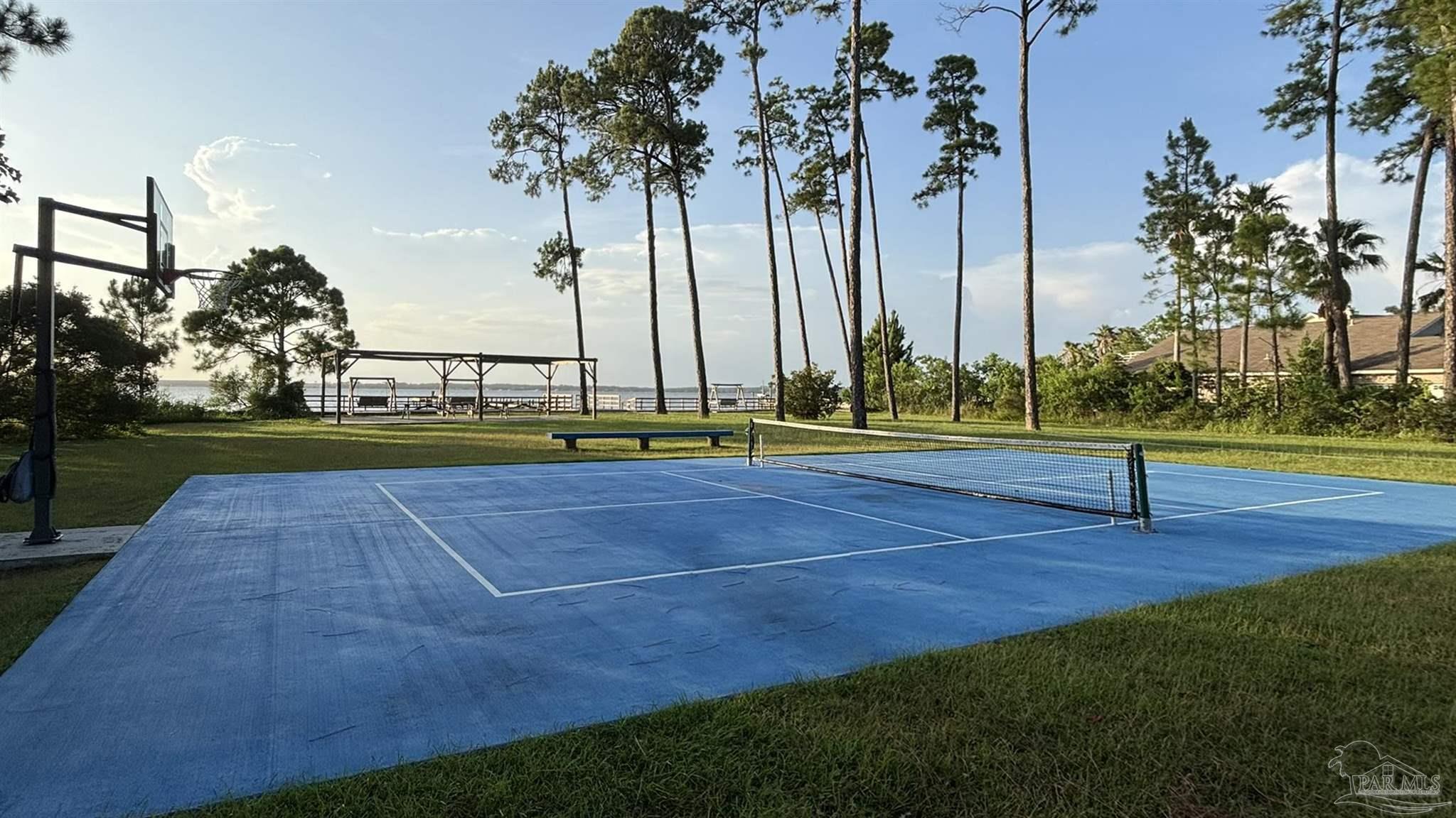 5622 Innerarity Circle Pensacola FL 32507