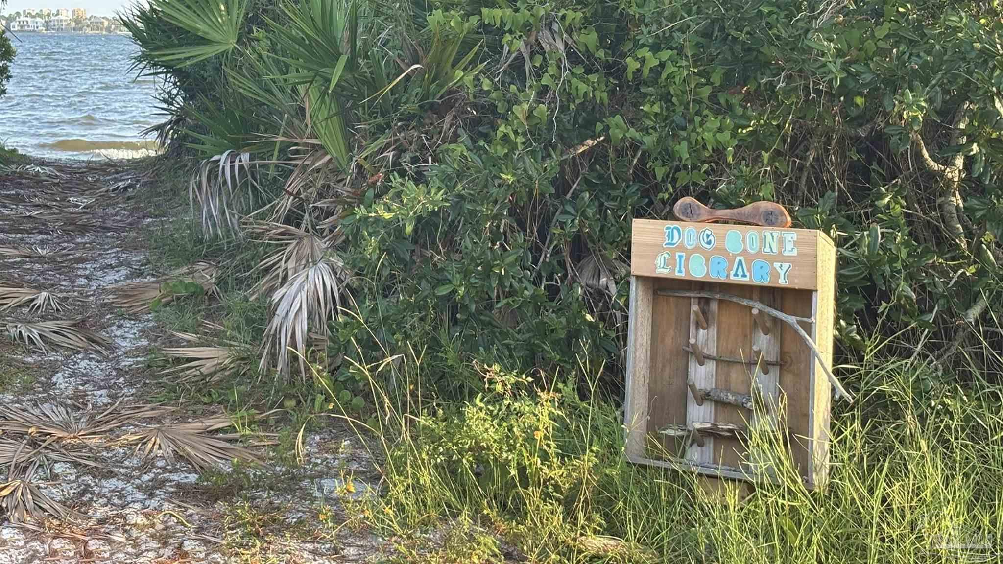 5622 Innerarity Circle Pensacola FL 32507