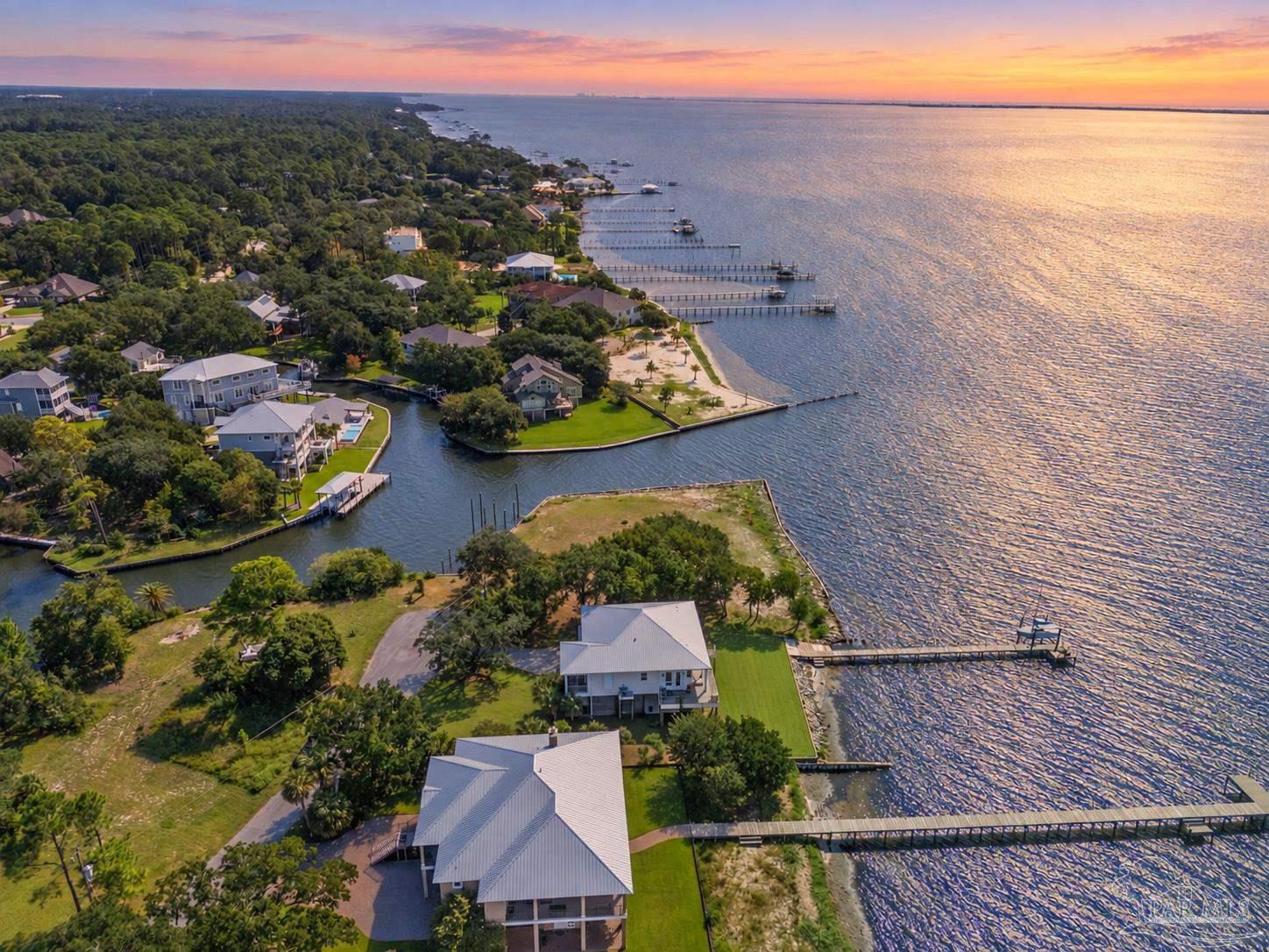 4574 Sabine Court Gulf Breeze FL 32563