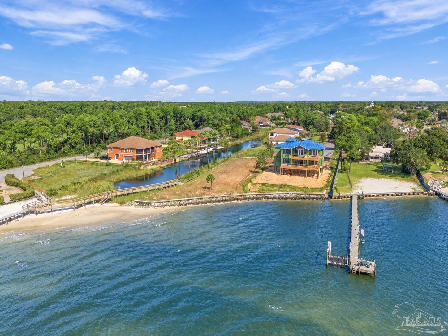 2035 Palmetto Lake Drive Navarre FL 32566
