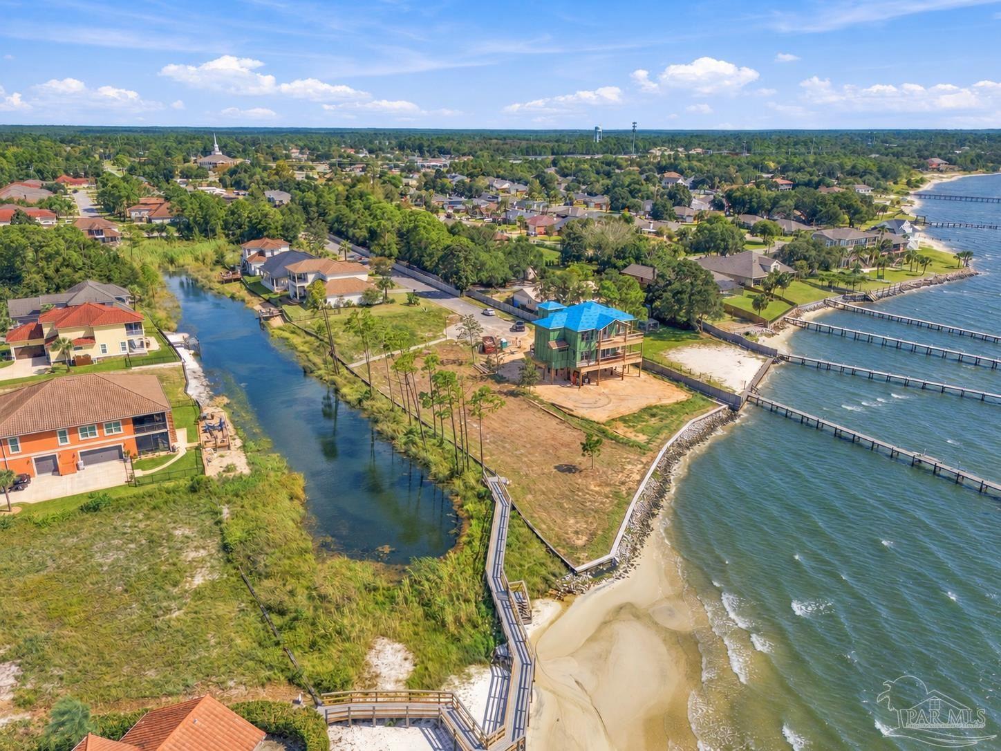 2035 Palmetto Lake Drive Navarre FL 32566