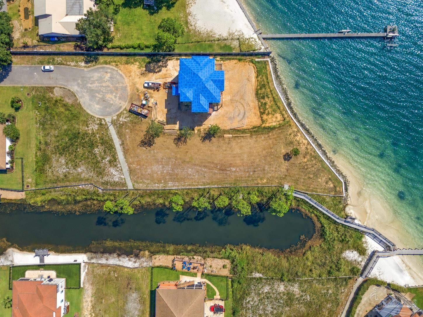 2035 Palmetto Lake Drive Navarre FL 32566