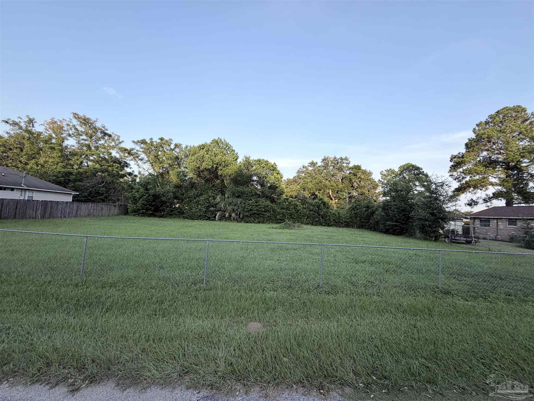 2540 N Z Street Pensacola FL 32505