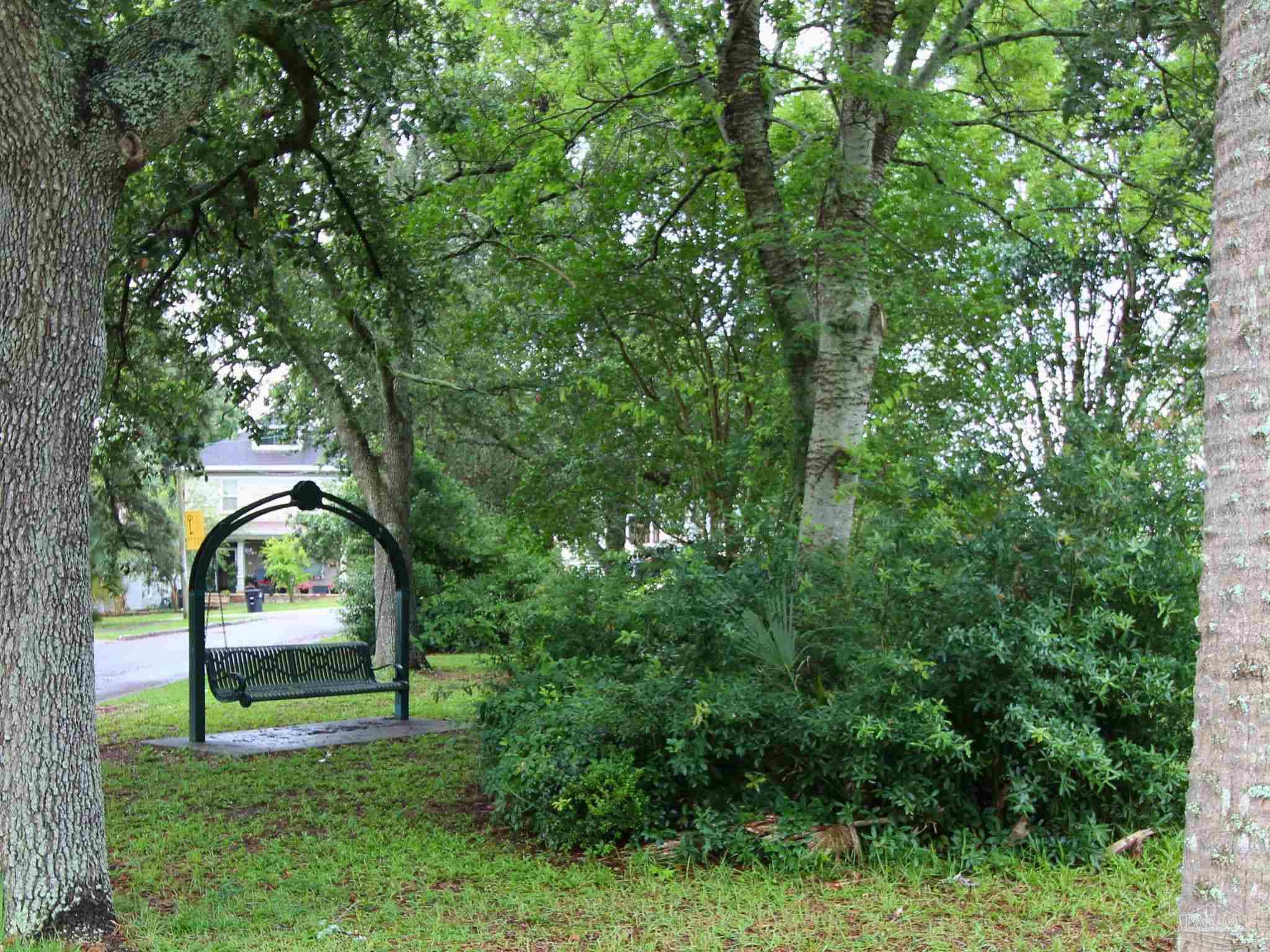 1000 Blk N Palafox Pensacola FL 32501